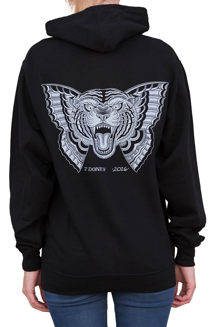 Black Market Art Company Flying Tiger Women's Pull Over Hoodie