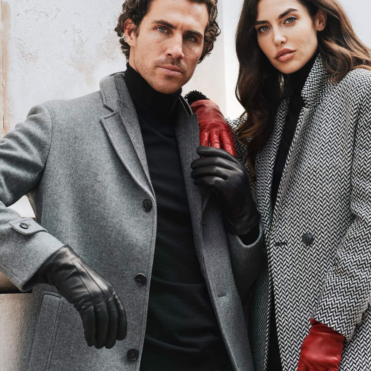 Marco (black) - Italian lambskin leather gloves with brown rabbit fur lining