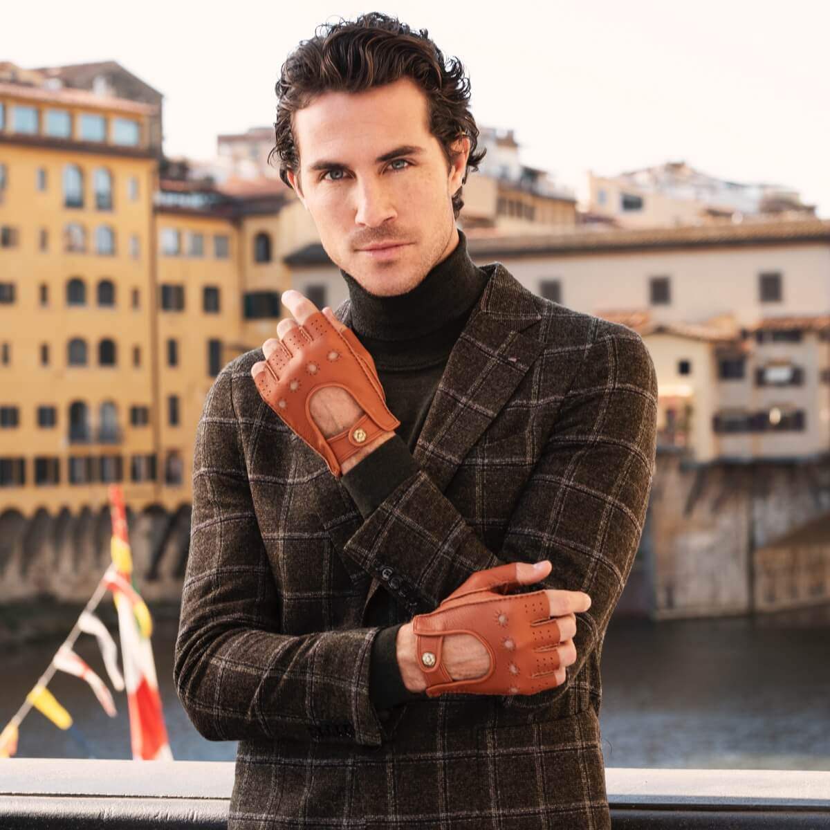 Vincenzo (brown) - Fingerless Italian driving gloves made of American deerskin leather