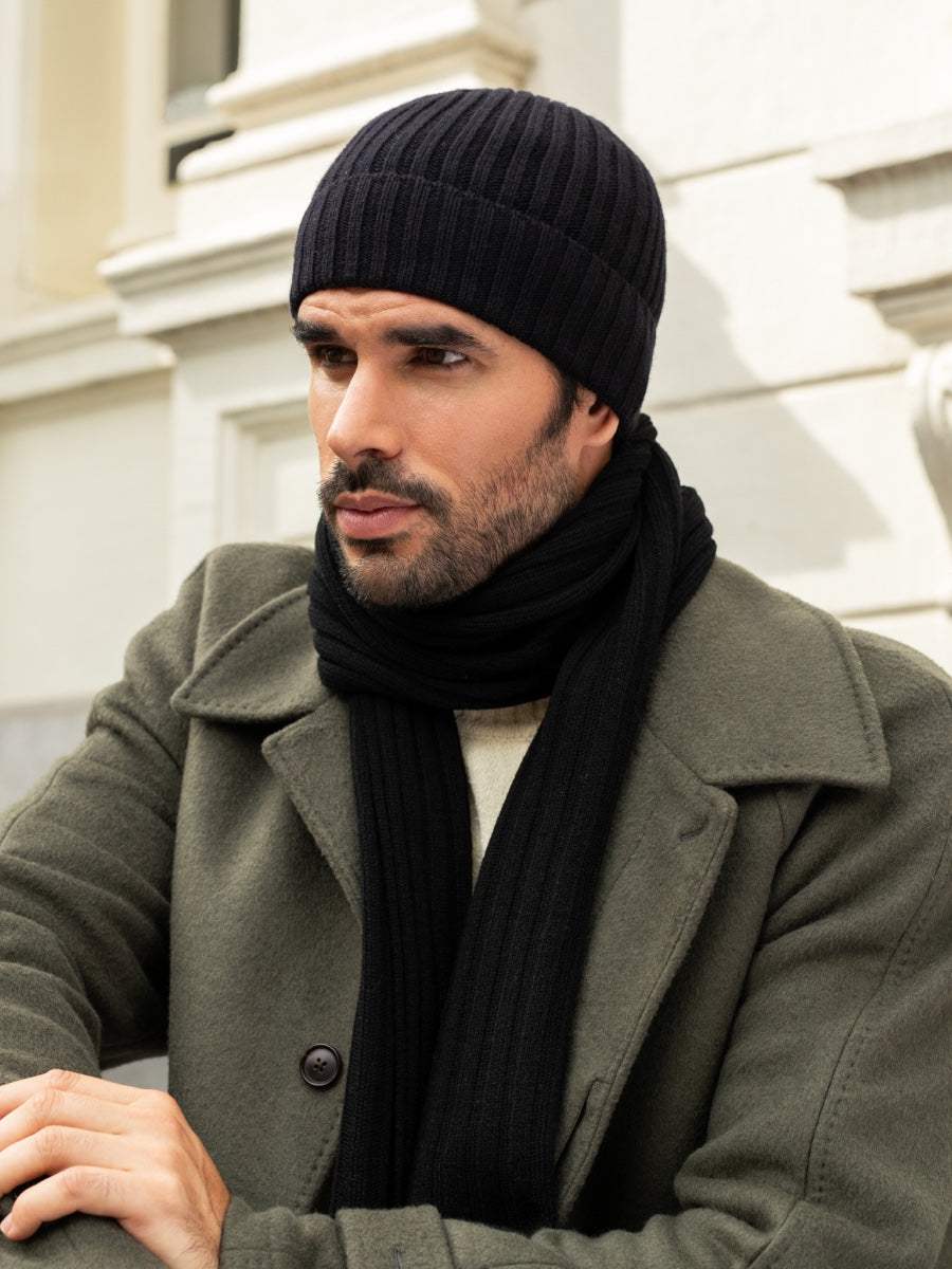 Milano (black) - Italian 100% cashmere ribbed beanie (unisex)