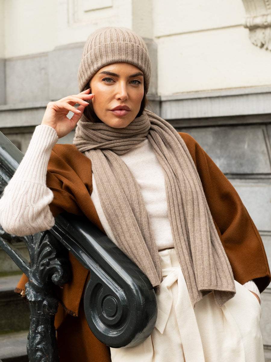 Napoli (brown) - Italian 100% cashmere ribbed scarf (unisex)