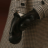 Gianetta (black) - Italian lambskin mittens with luxurious lambswool lining