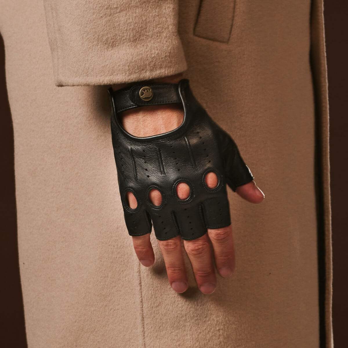 Giuseppe (black) - Italian lambskin fingerless leather driving gloves - Leather Gloves Online - Flyclothing LLC