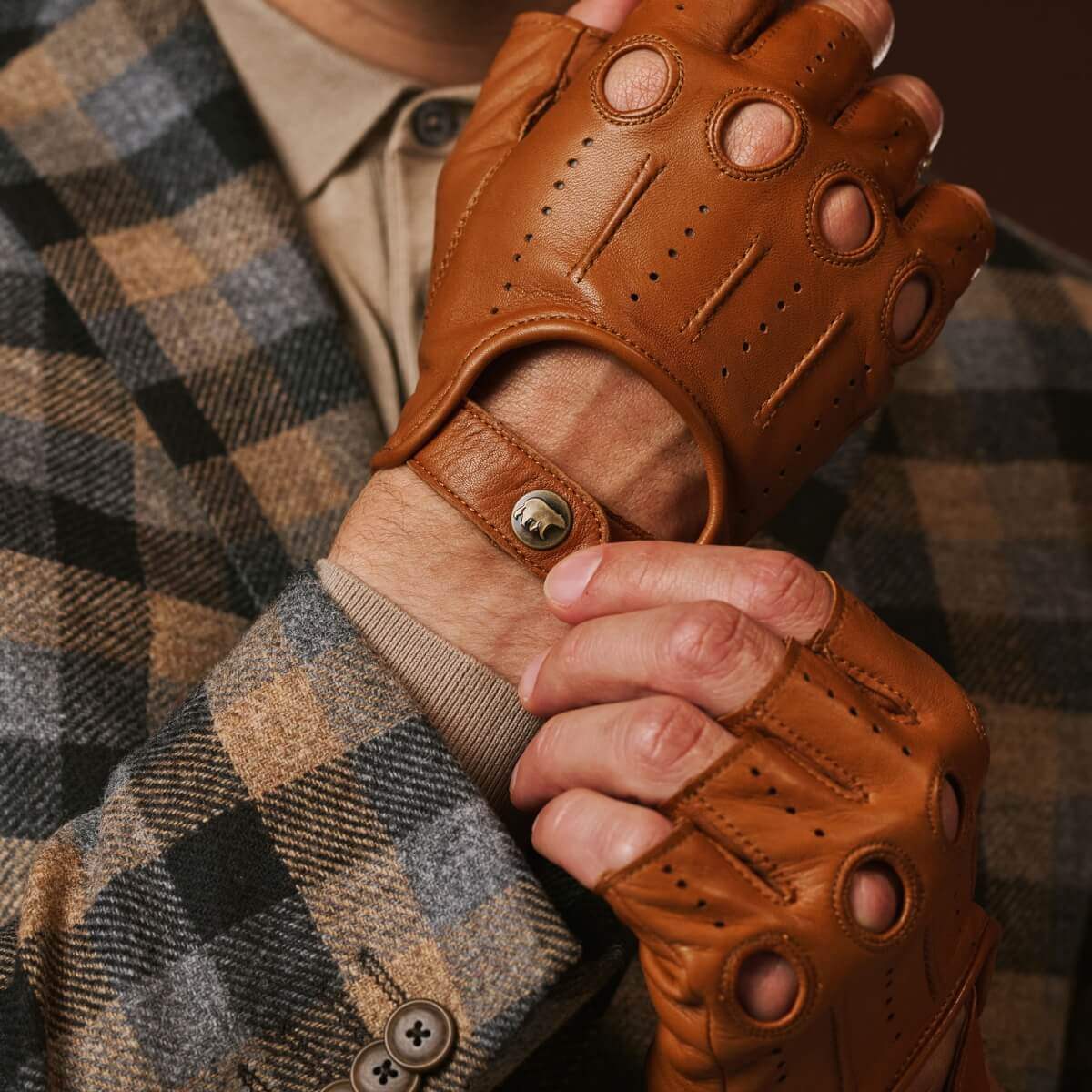 Giuseppe (cognac) - Italian lambskin fingerless leather driving gloves - Leather Gloves Online - Flyclothing LLC