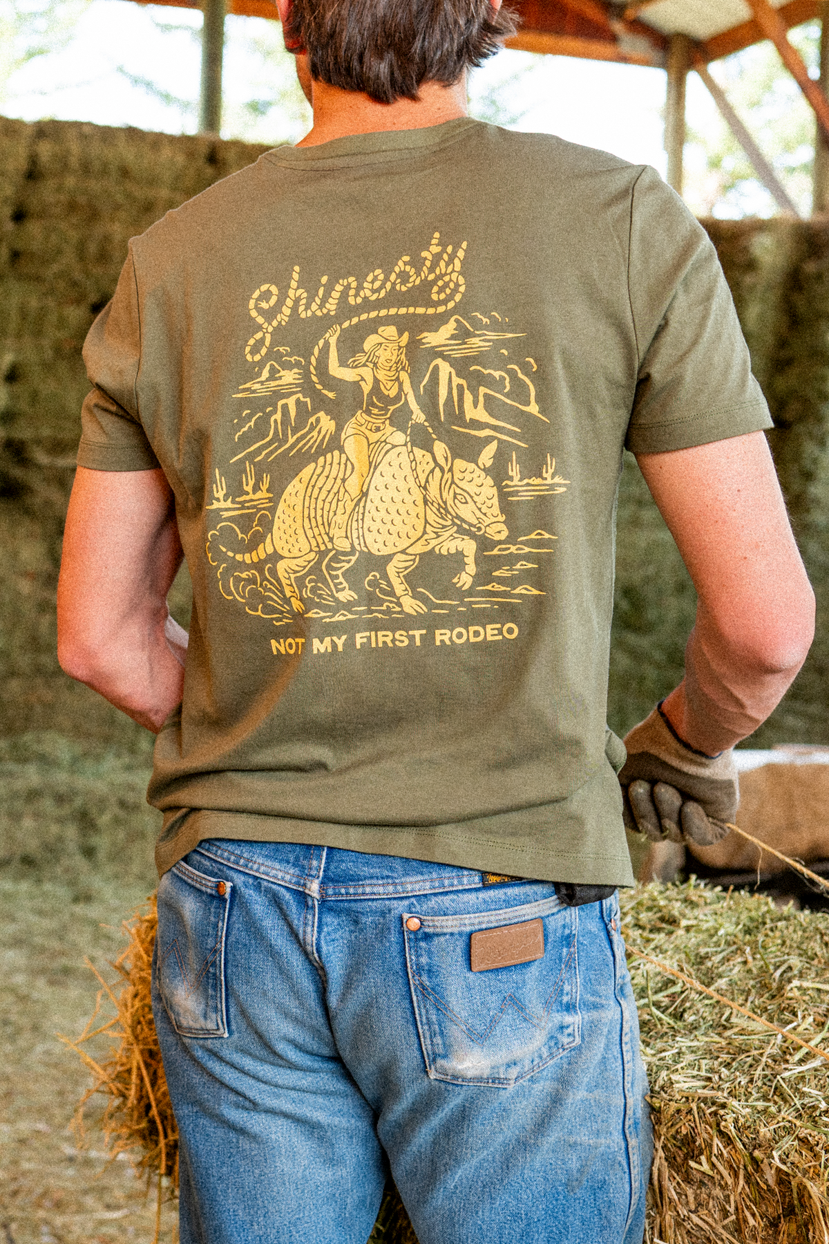 The Rodillo | Armadillo Cowgirl Everyman™ T Shirt