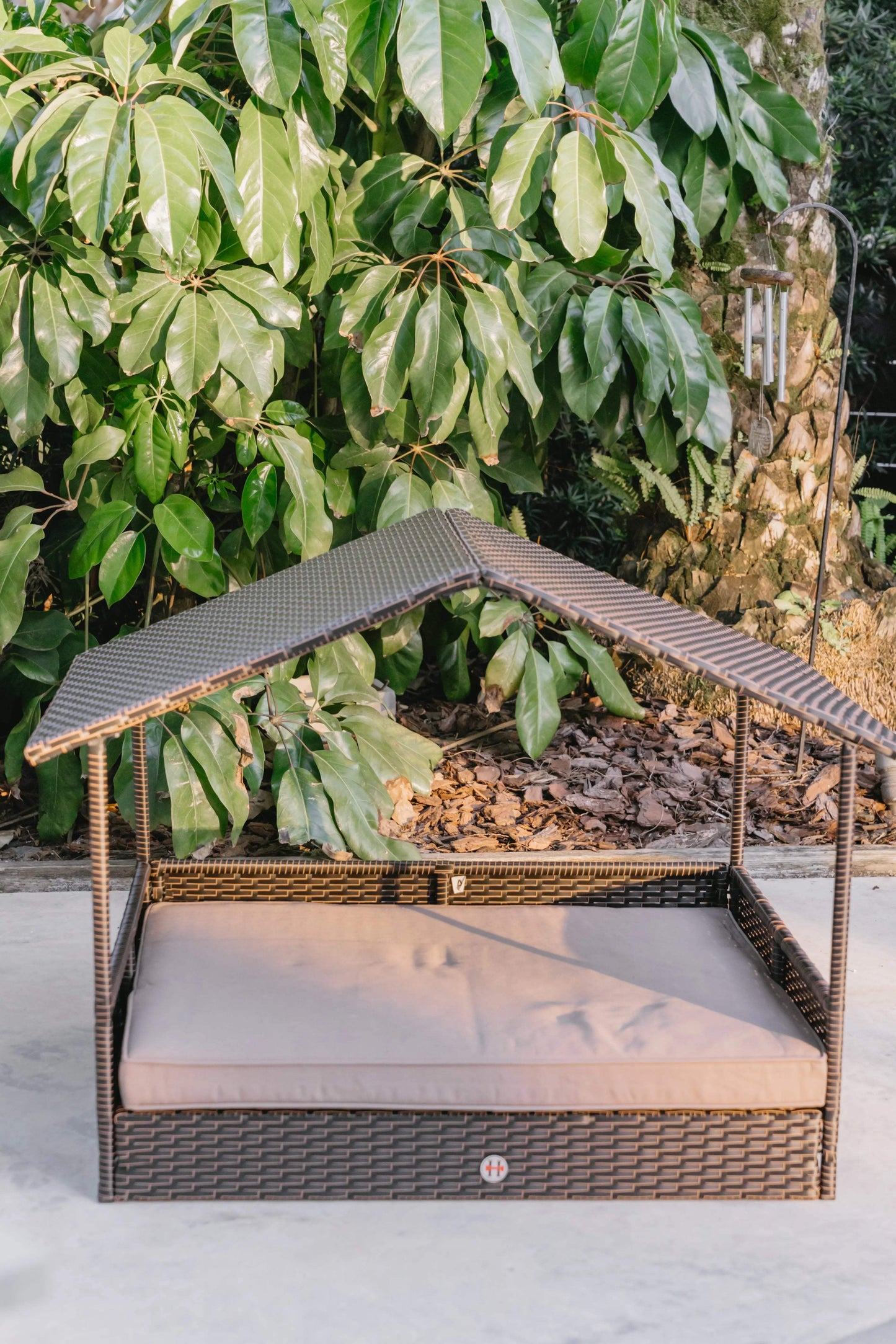 Huntley Pet Rattan Wicker Indoor Outdoor Cabana Raised Pet Bed - Huntley Equestrian - Flyclothing LLC