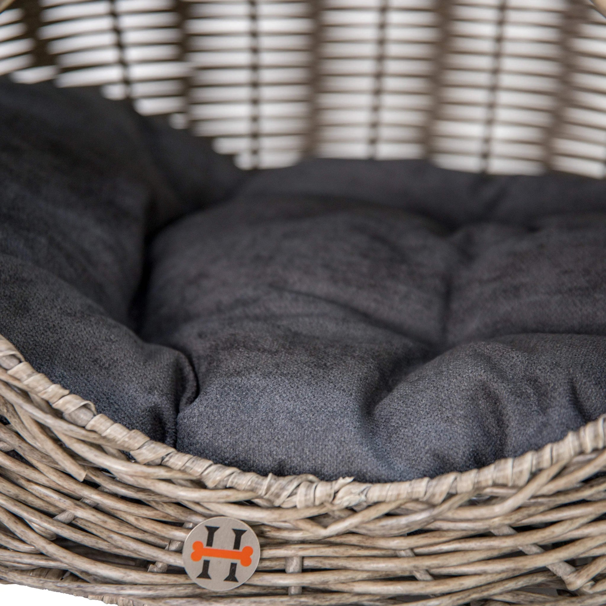 Huntley Pet Wicker Cat Shaped Play House Pet Bed with Cushion - Huntley Equestrian - Flyclothing LLC