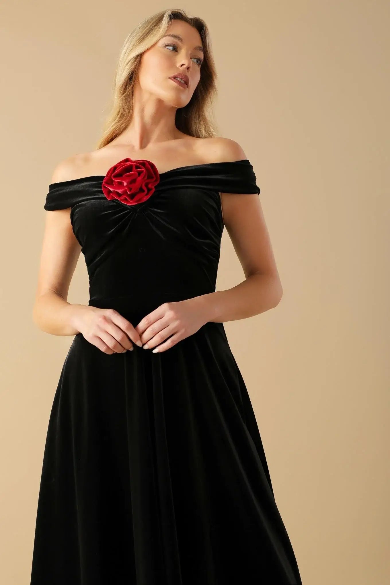 BE THERE FOR YOU VELVET MIDI DRESS - Flying Tomato - Flyclothing LLC
