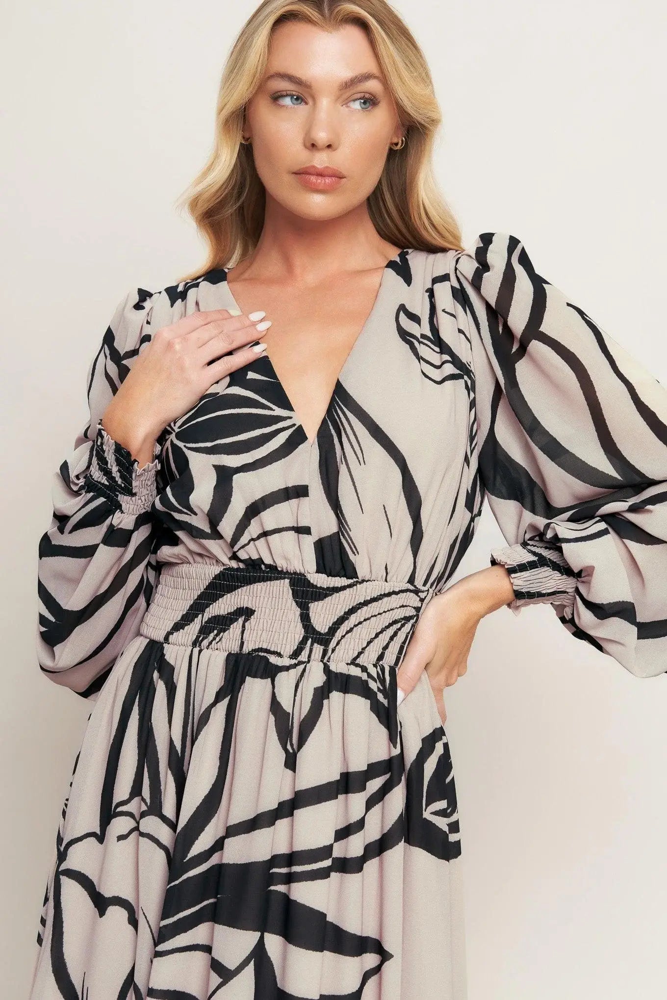 DANCING DEWDROPS WOVEN MAXI DRESS - Flying Tomato - Flyclothing LLC