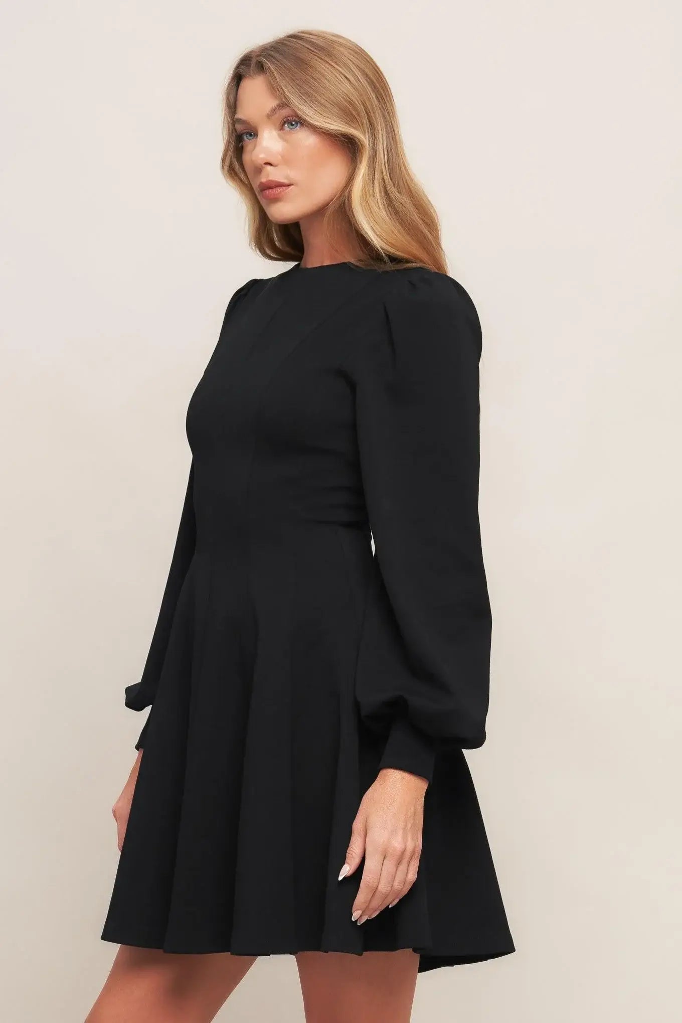 BLACK SWAN HEAVY KNIT MINI DRESS - Flying Tomato - Flyclothing LLC