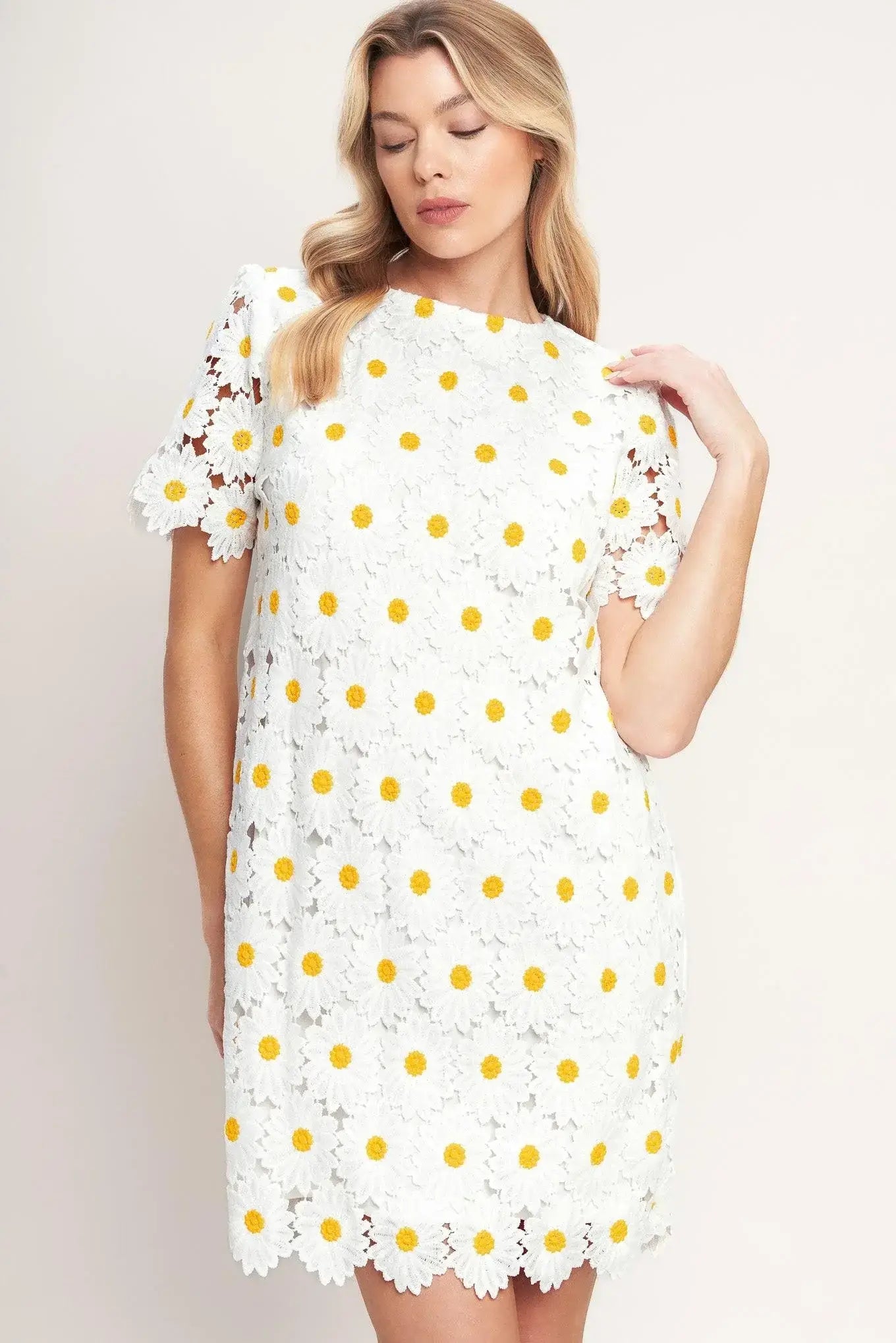 DAISIES AND DAYDREAMS WOVEN LACE MINI DRESS - Flying Tomato - Flyclothing LLC