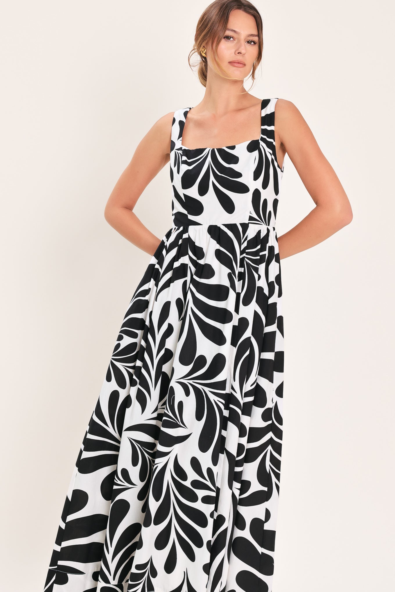 MONO BLOOM WOVEN MAXI DRESS - Flying Tomato - Flyclothing LLC
