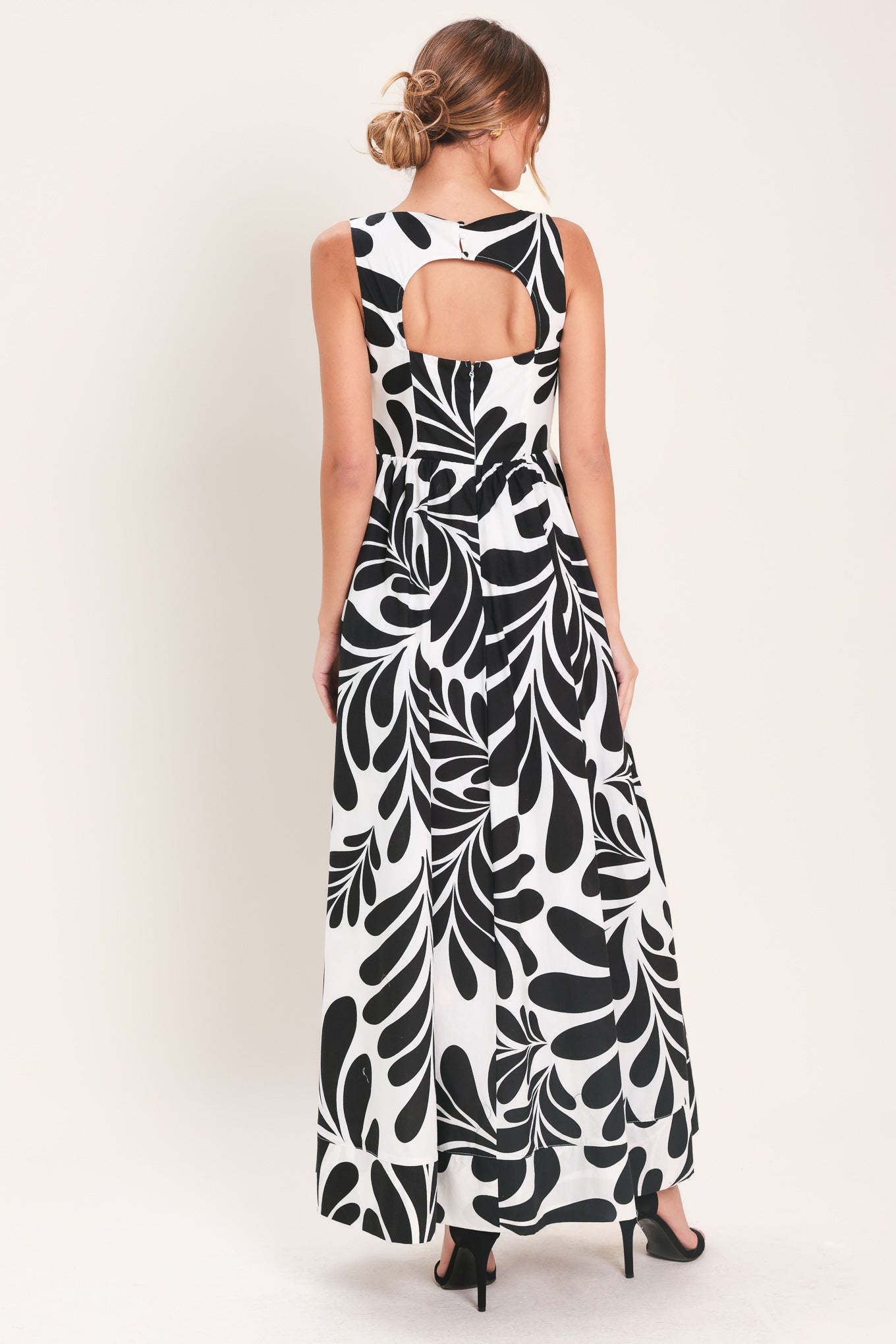 MONO BLOOM WOVEN MAXI DRESS - Flying Tomato - Flyclothing LLC