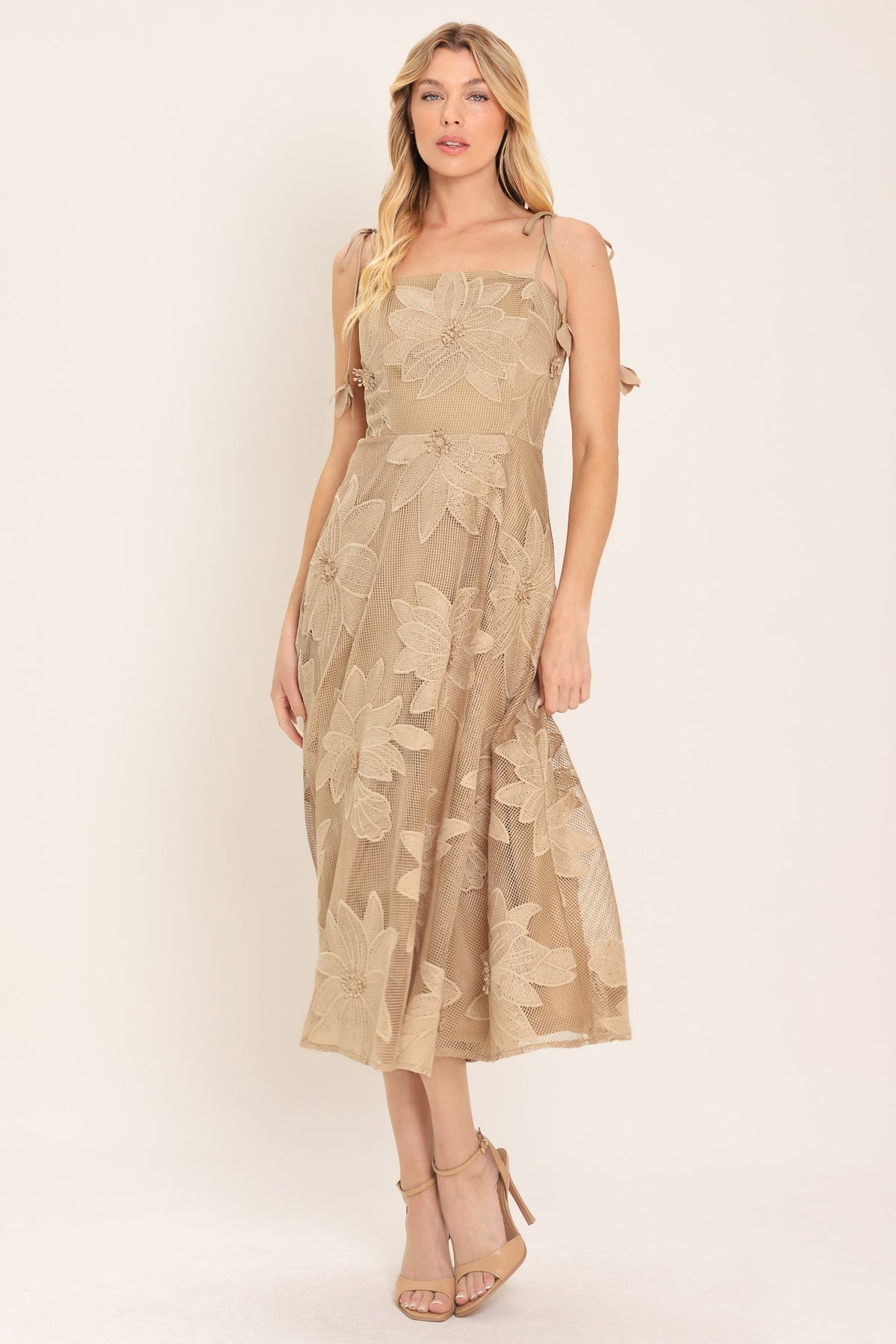 SANDY BLOOM FLORAL WOVEN LACE MIDI DRESS - Flying Tomato - Flyclothing LLC