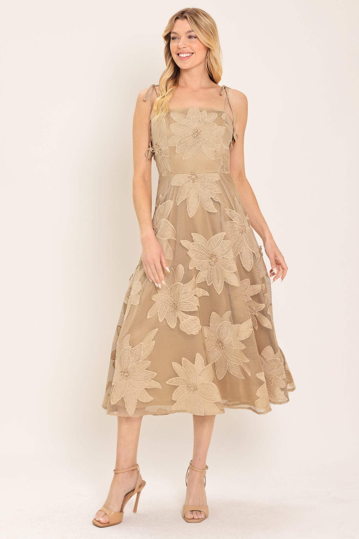 SANDY BLOOM FLORAL WOVEN LACE MIDI DRESS - Flying Tomato - Flyclothing LLC