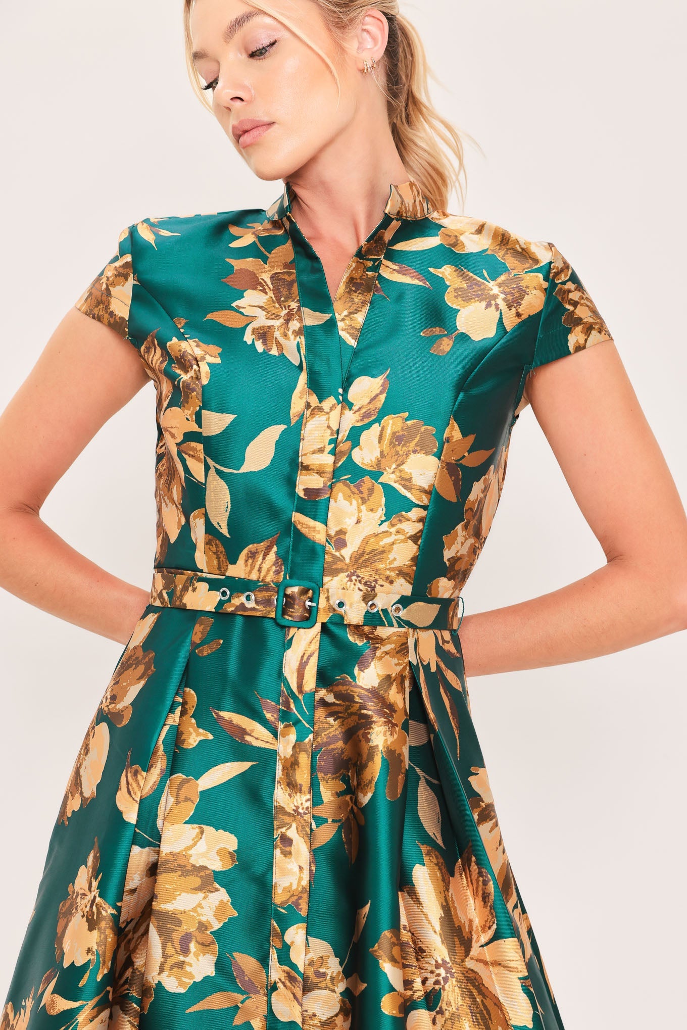 EMERALD GOLDEN BLOOM WOVEN MAXI DRESS