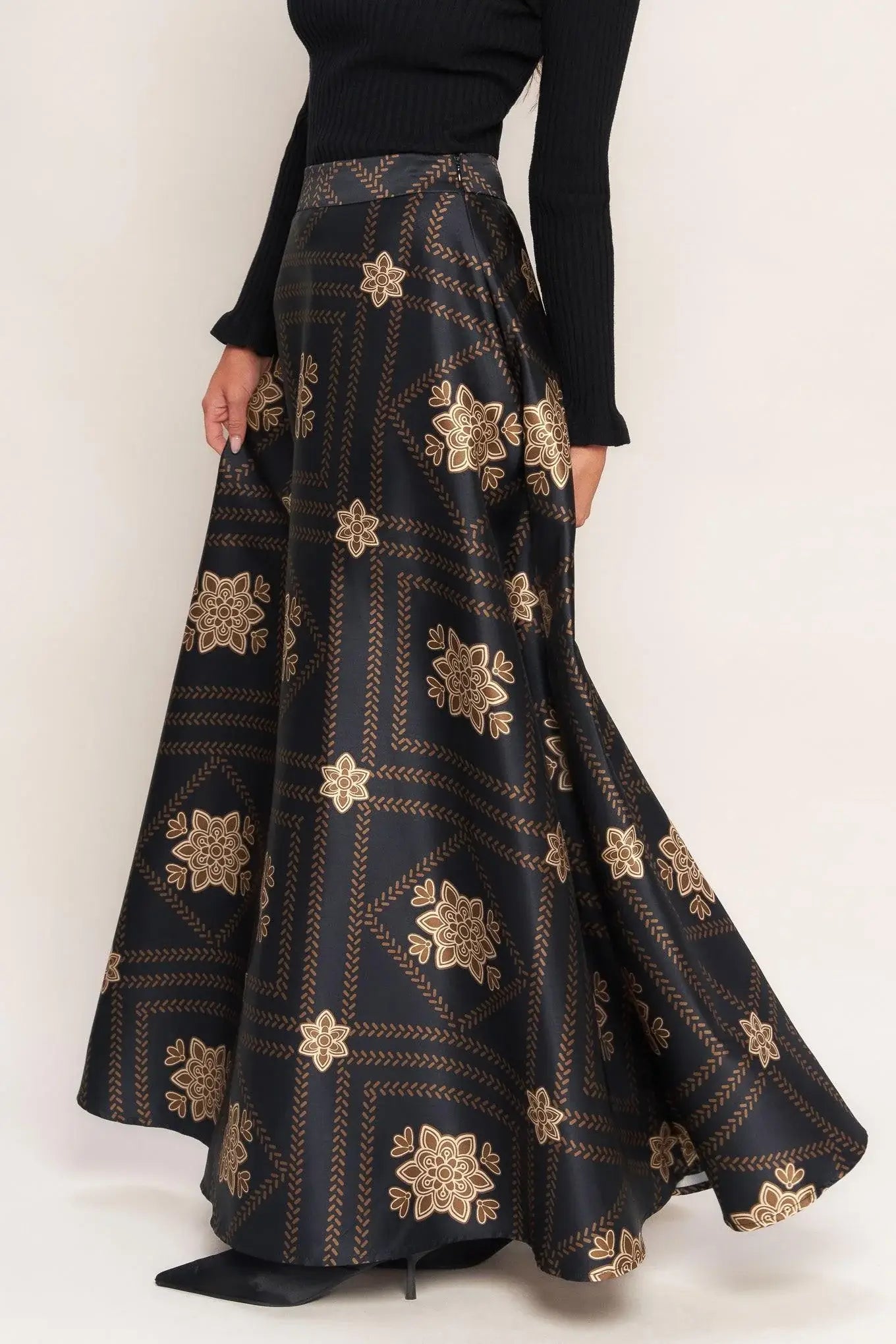 ORNAMENTAL NIGHTS WOVEN MAXI CIRCLE SKIRT - Flying Tomato - Flyclothing LLC