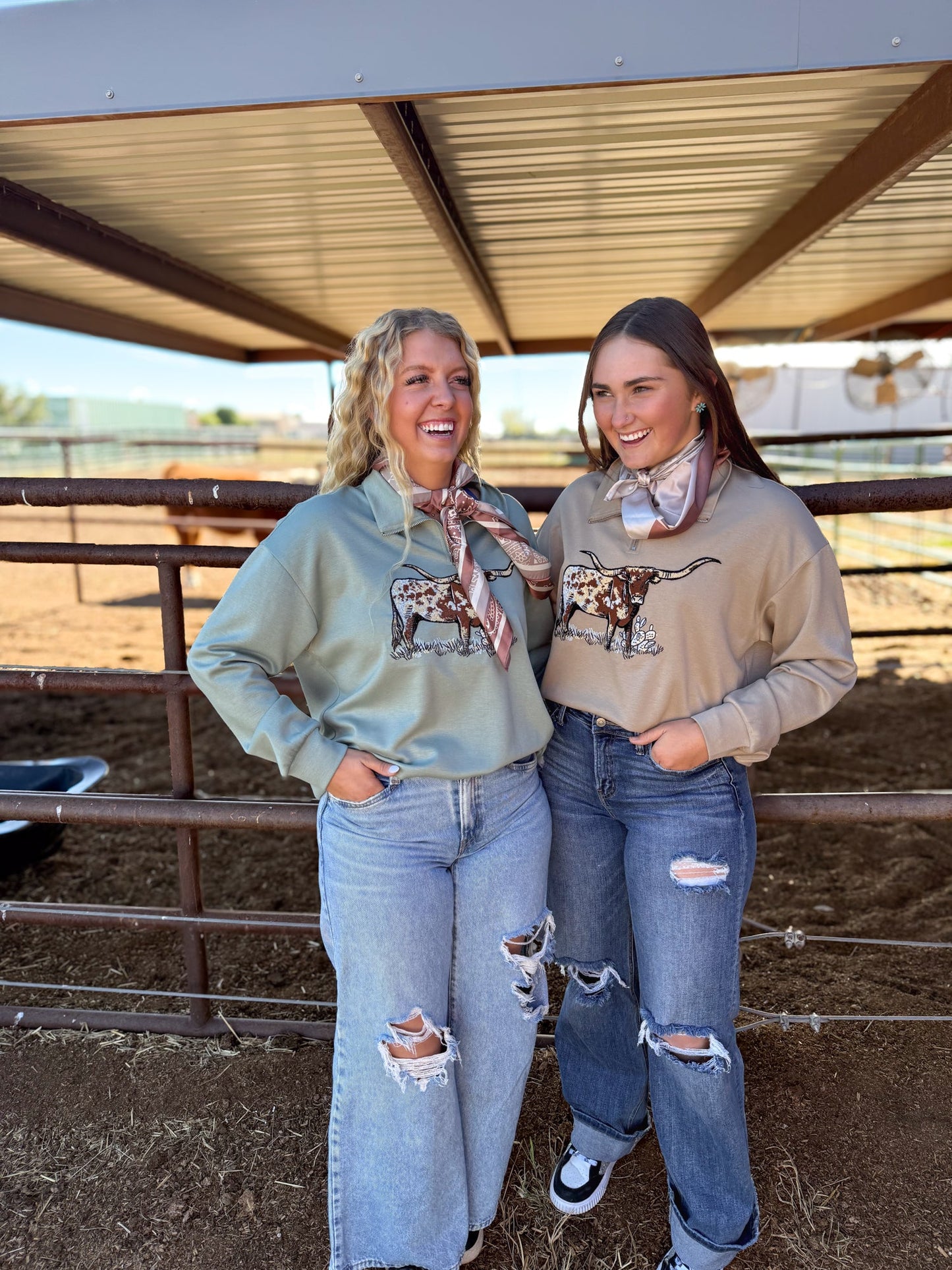 DS TAN Lomita Longhorn Pullover