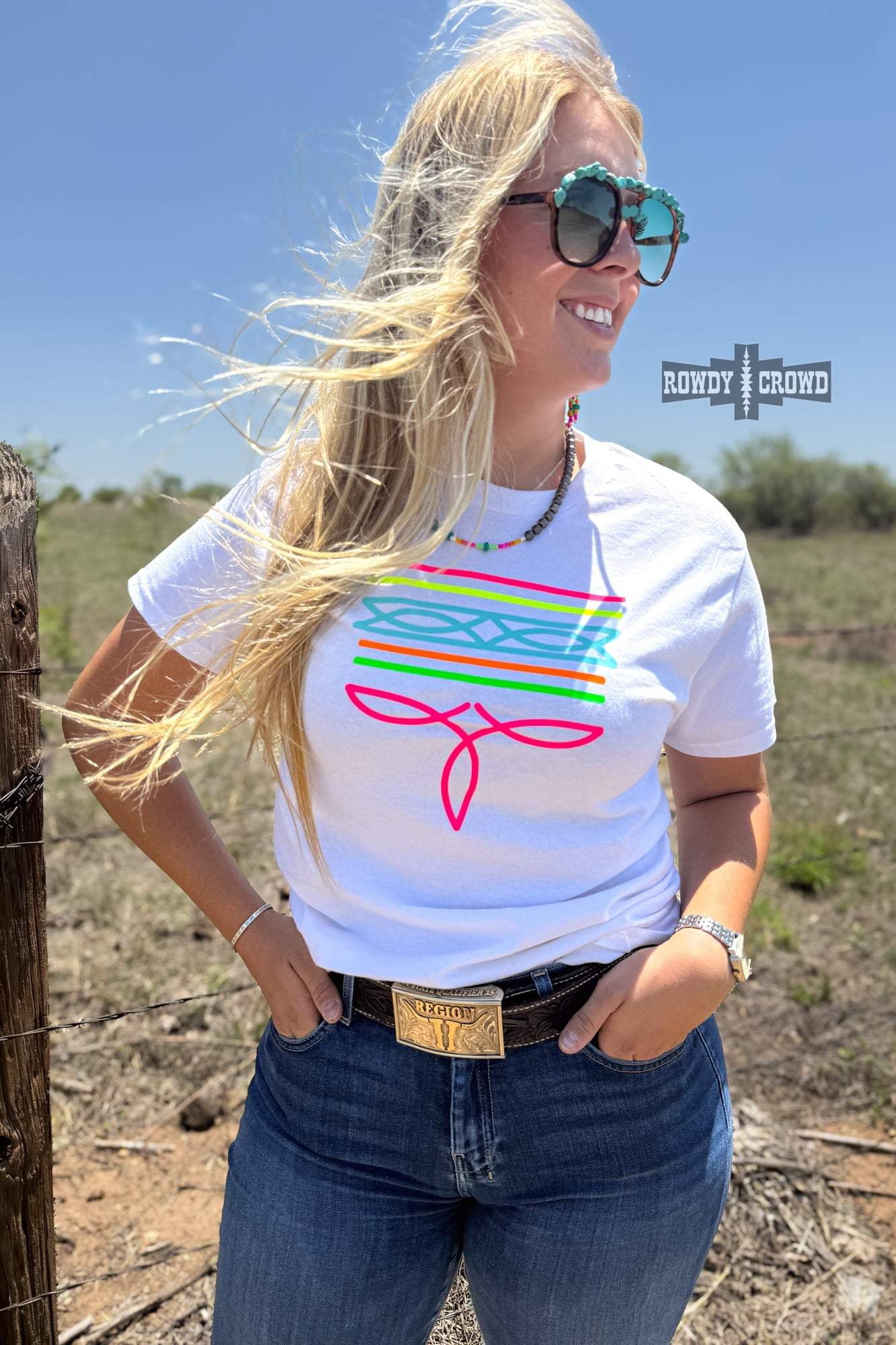 DS WHITE- Neon Boot Stitch Tee