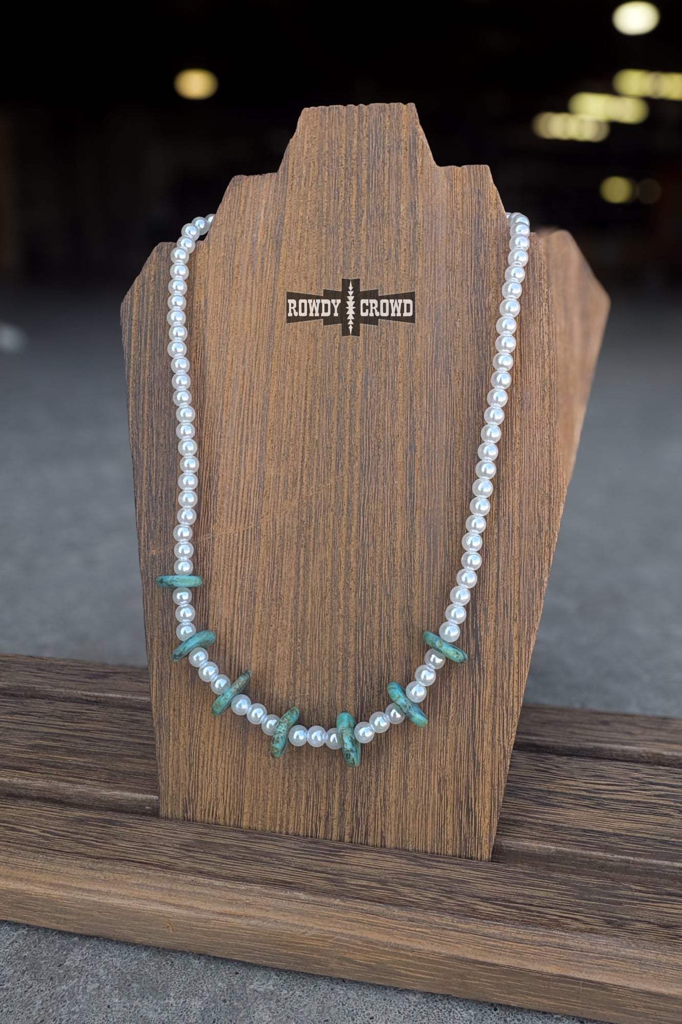 DS Lonesome Pearl Necklaces