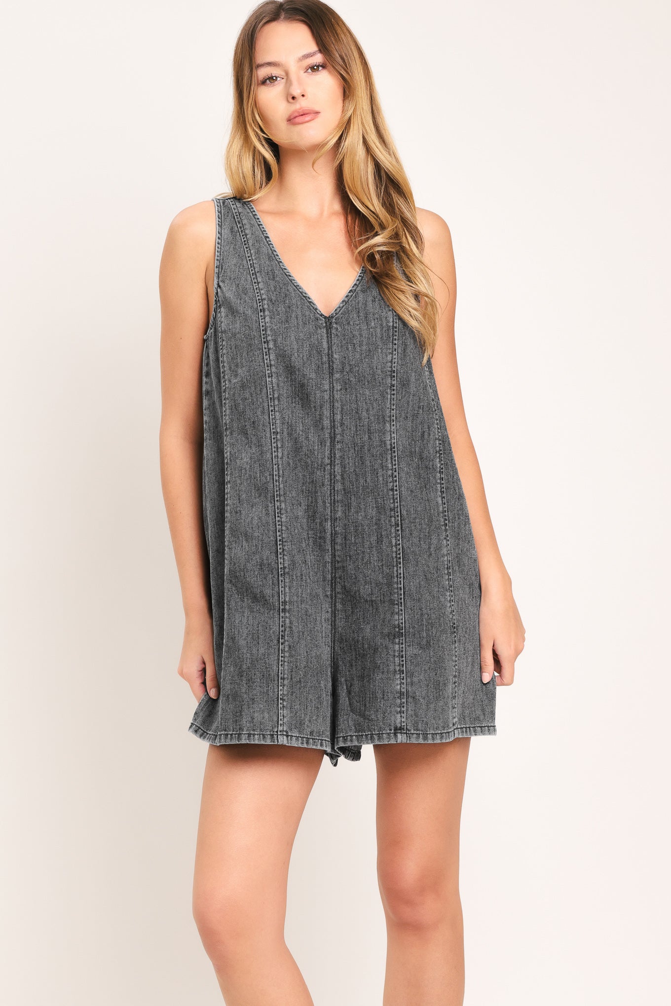 COOL SWEET LIGHTWEIGHT DENIM ROMPER