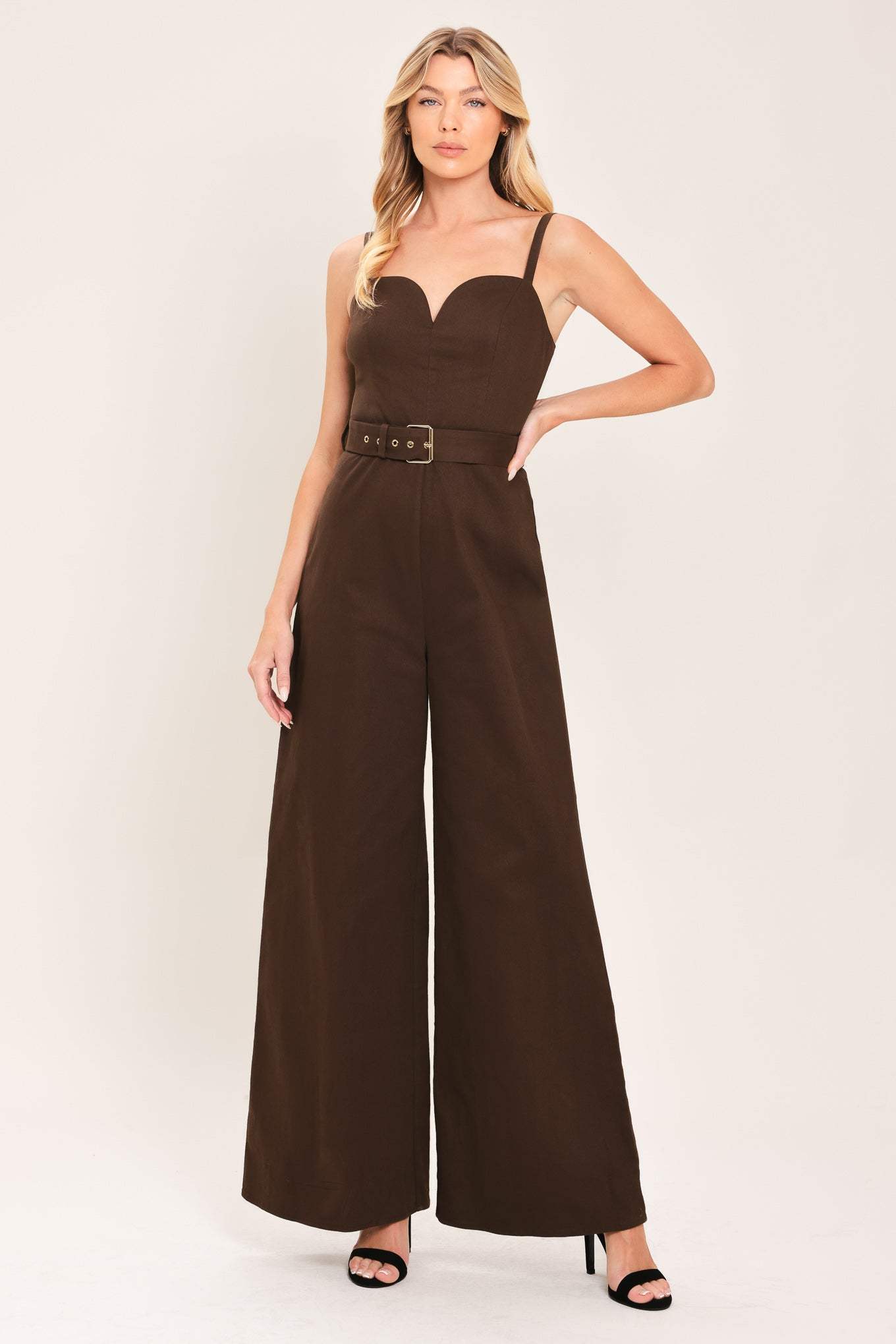 TOFFEE SWEETHEART WOVEN JUMPSUIT