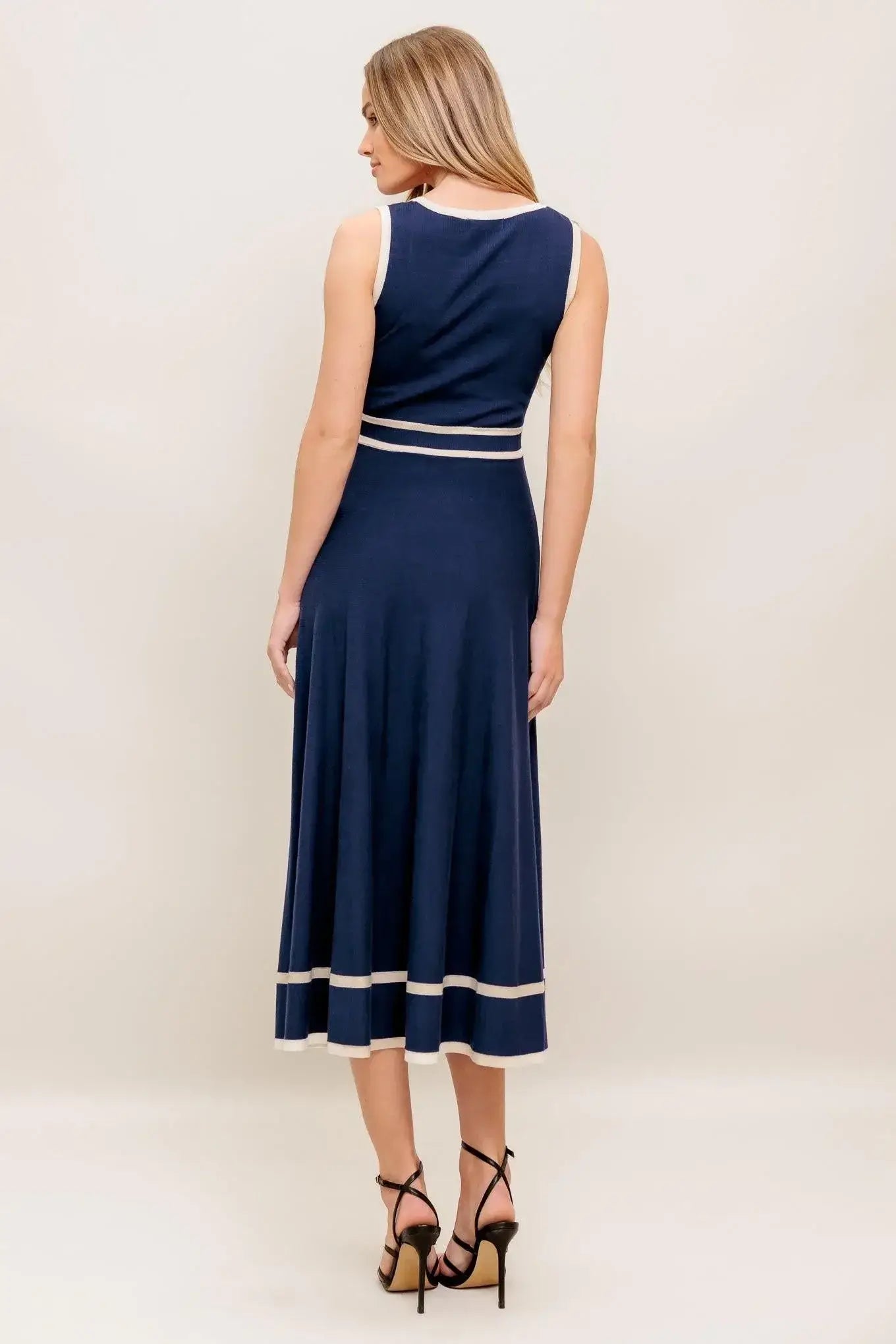 DREAMY DAISY KNIT MIDI DRESS - Flying Tomato - Flyclothing LLC