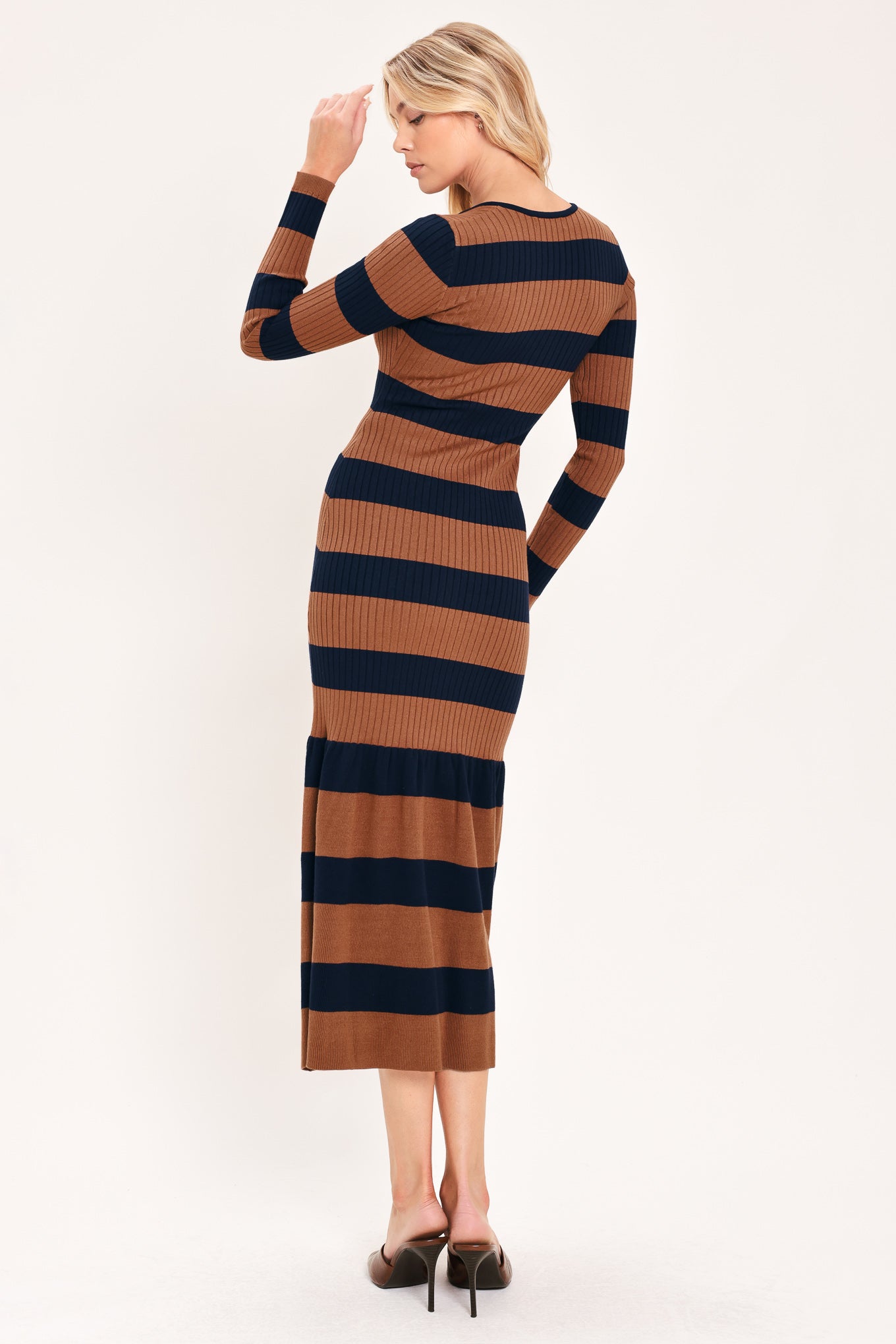 COGNAC NAVY RHYTHM SWEATER KNIT MIDI MERMAID DRESS