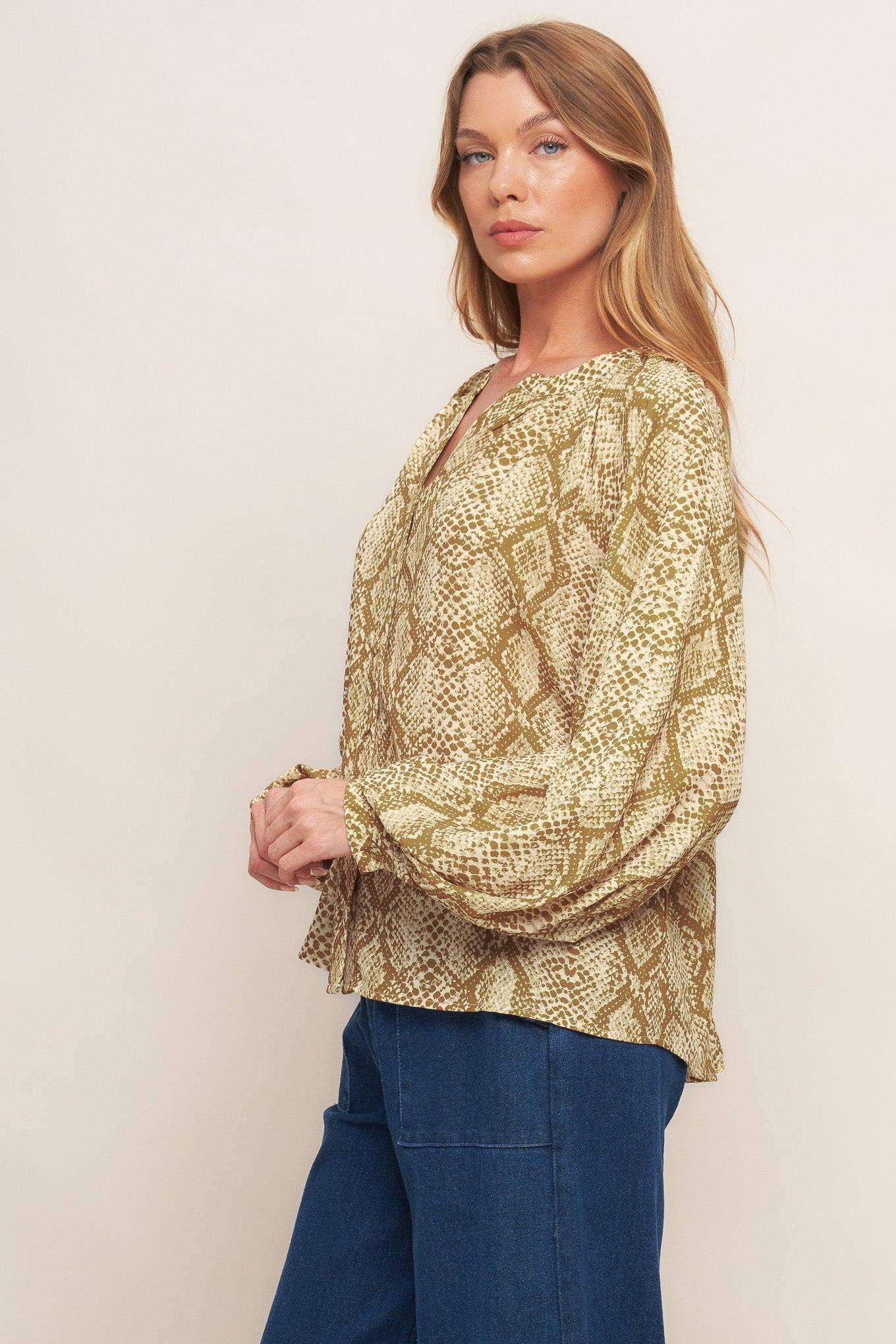 RETRO CHIC TAUPE WOVEN TOP - Flying Tomato - Flyclothing LLC