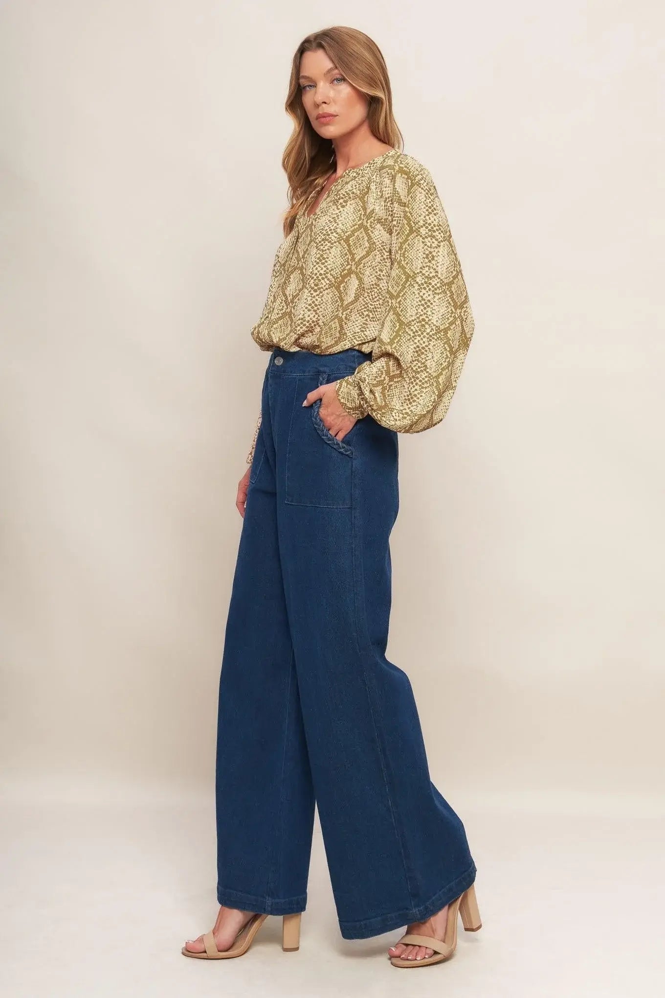 RETRO CHIC TAUPE WOVEN TOP - Flying Tomato - Flyclothing LLC