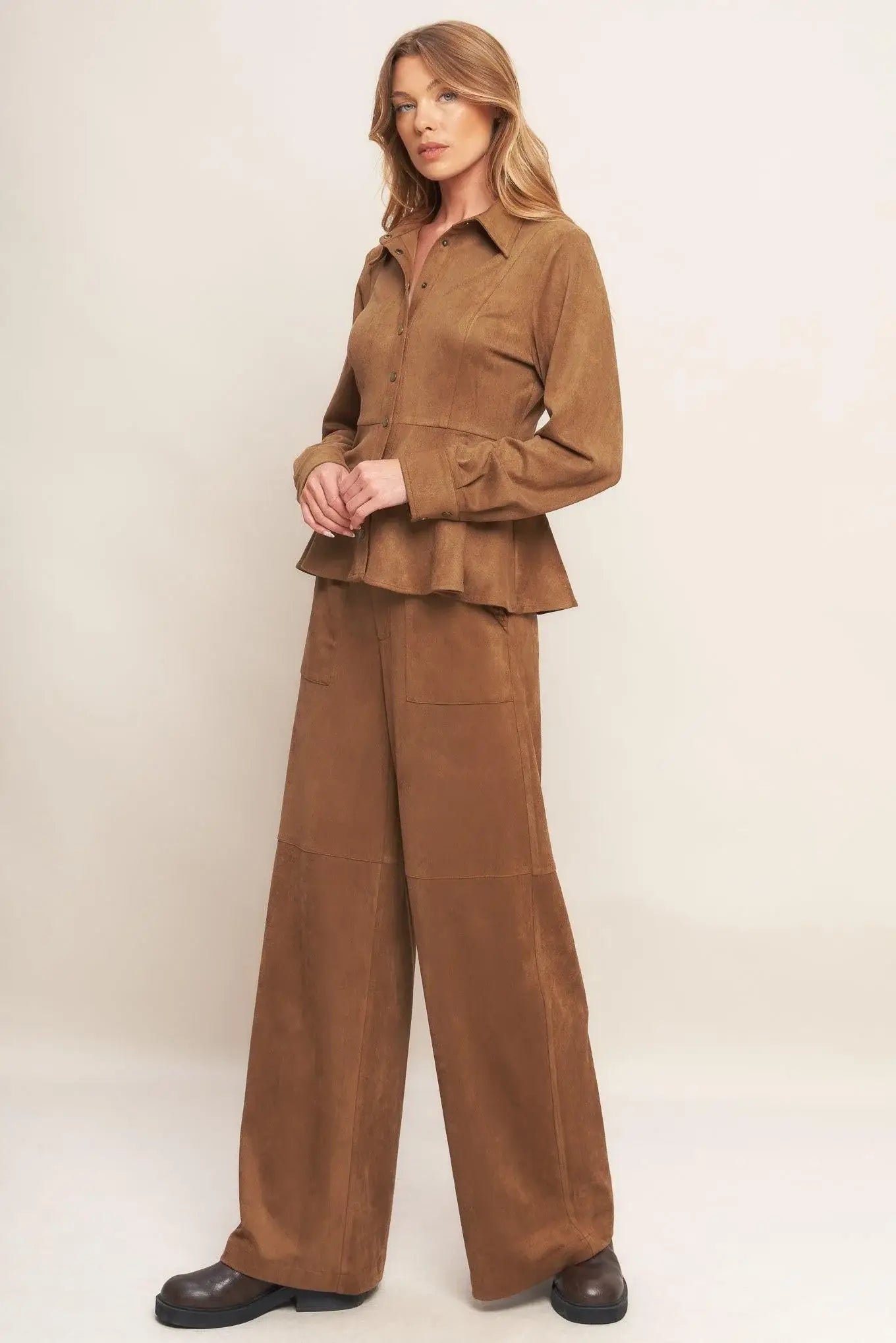 REFINED IMPRESSION FAUX SUEDE TOP - Flying Tomato - Flyclothing LLC