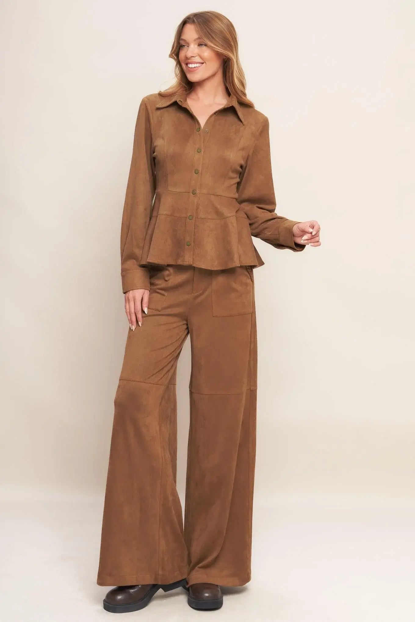 REFINED IMPRESSION FAUX SUEDE TOP - Flying Tomato - Flyclothing LLC