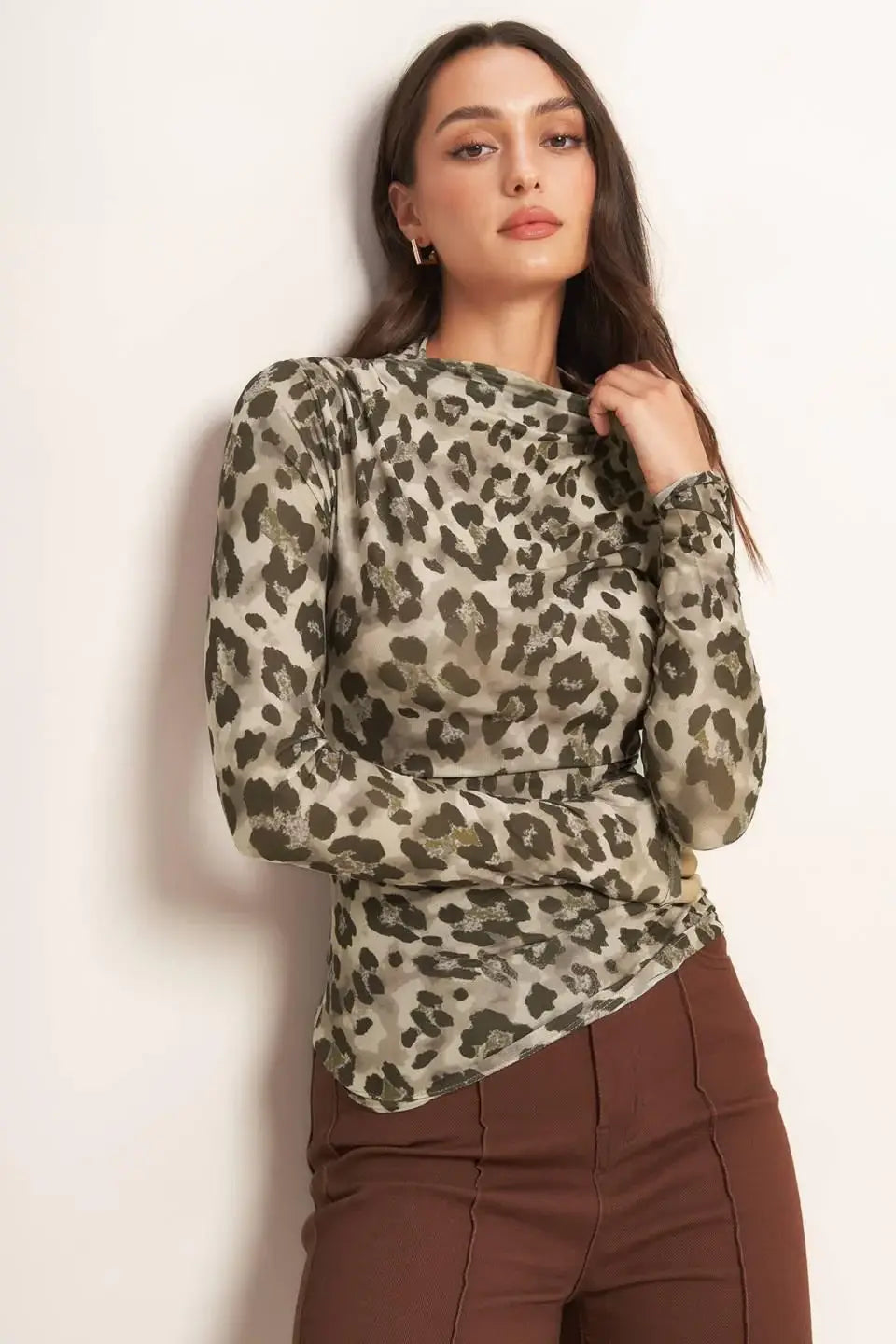 LUXE TRACE TAUPE BLACK WOVEN TOP - Flying Tomato - Flyclothing LLC