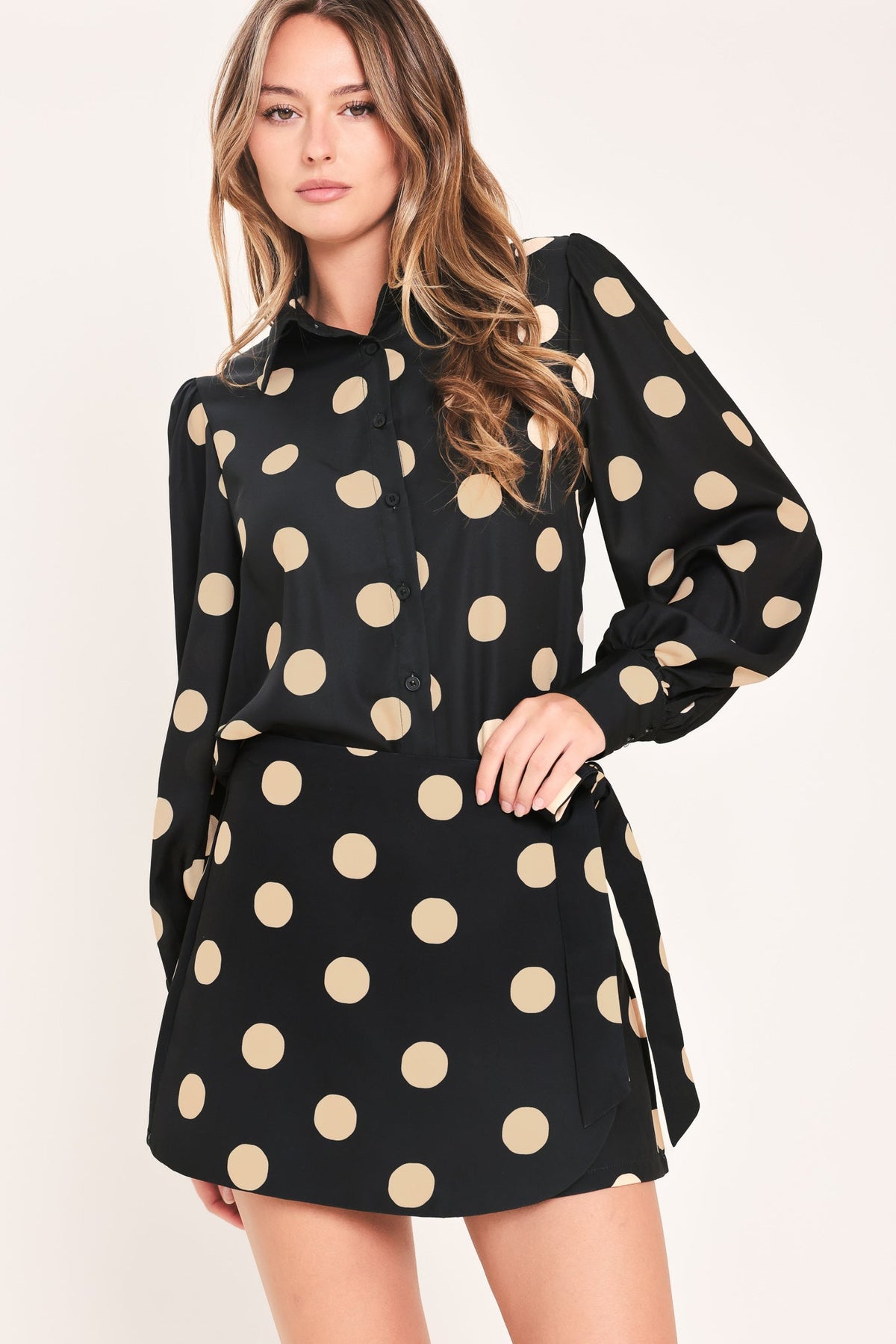 URBAN CIRCLES WOVEN TOP - Flying Tomato - Flyclothing LLC