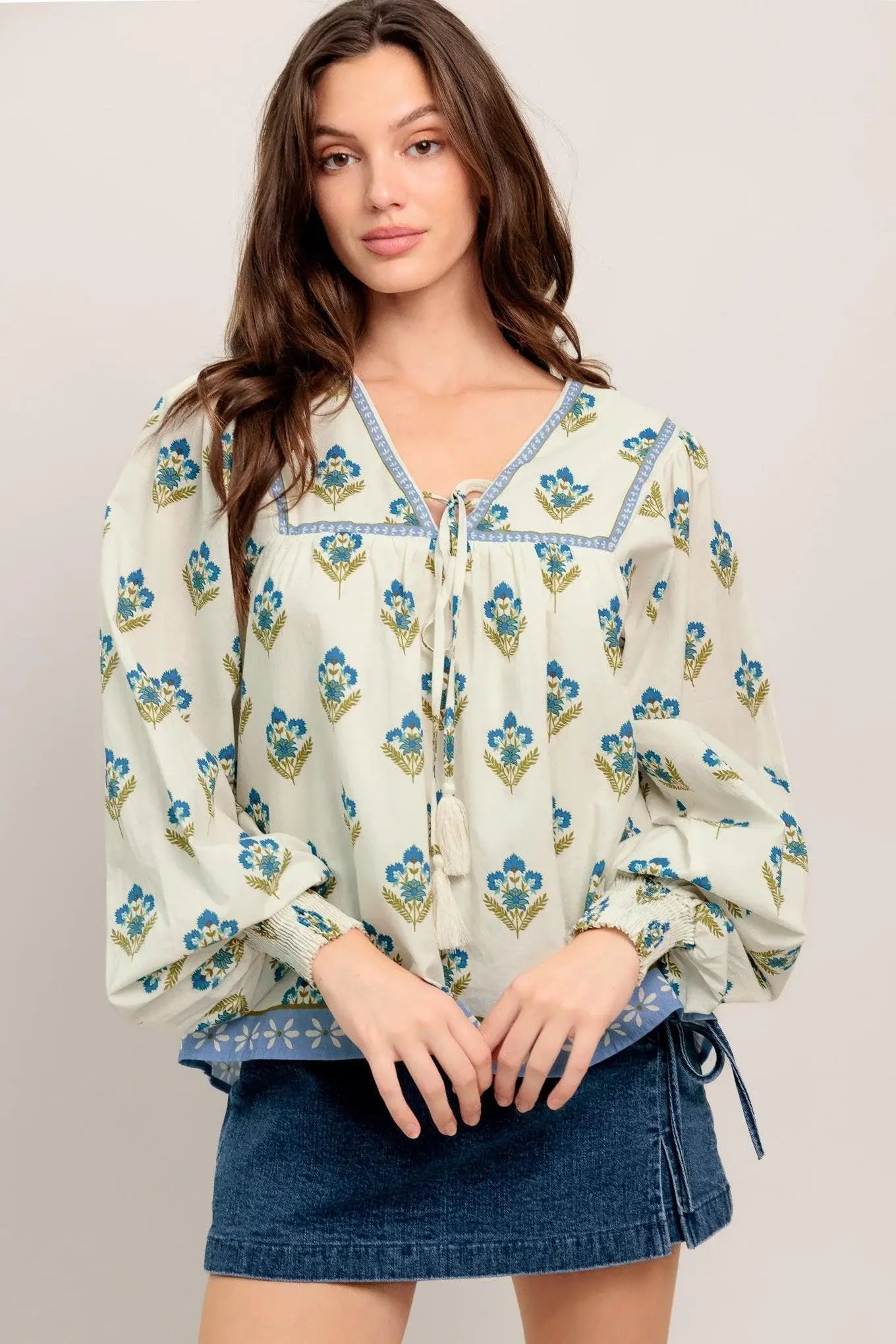 FROM COFFEE RUNS TO WEEKENDS WOVEN TOP - Flying Tomato - Flyclothing LLC