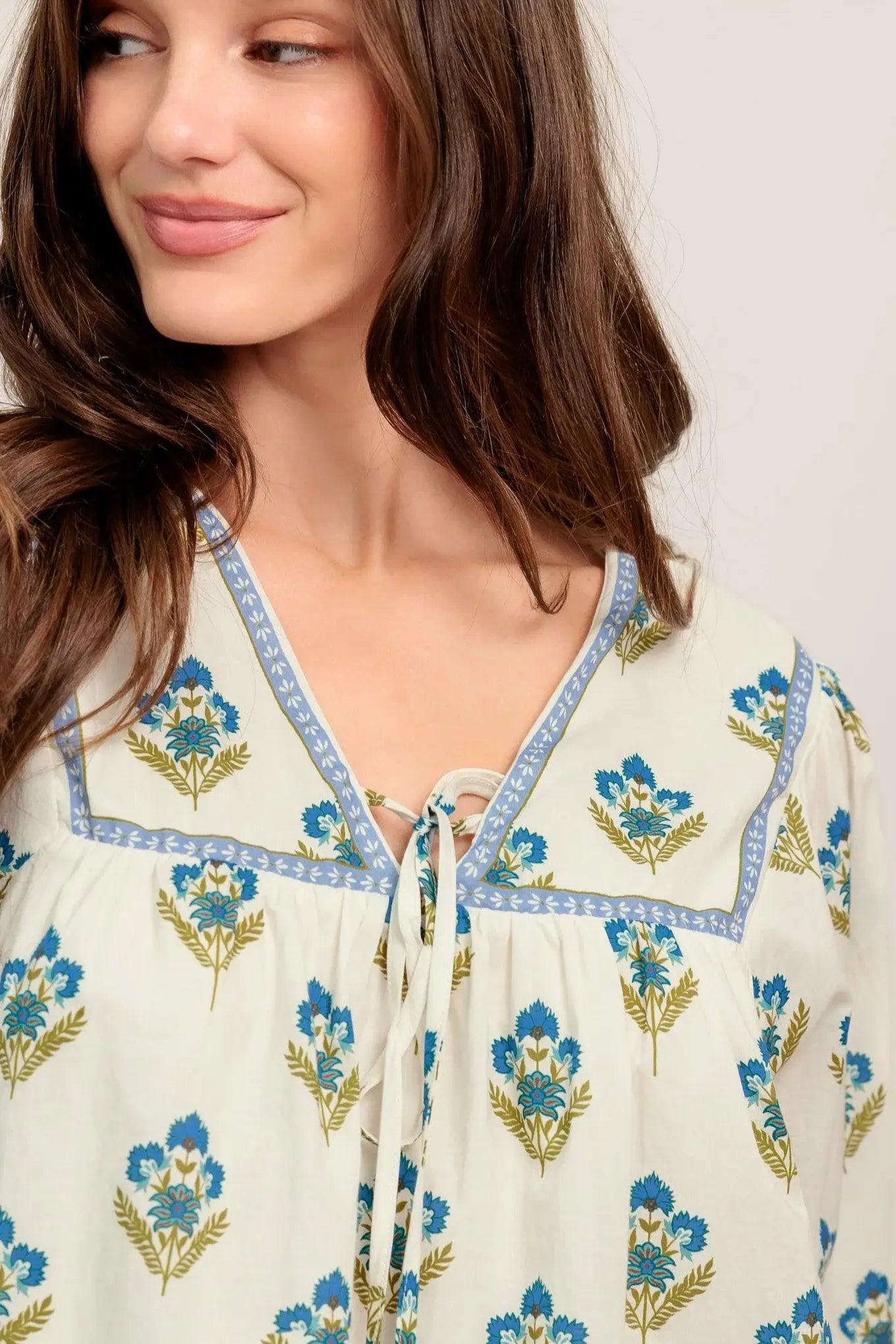 FROM COFFEE RUNS TO WEEKENDS WOVEN TOP - Flying Tomato - Flyclothing LLC