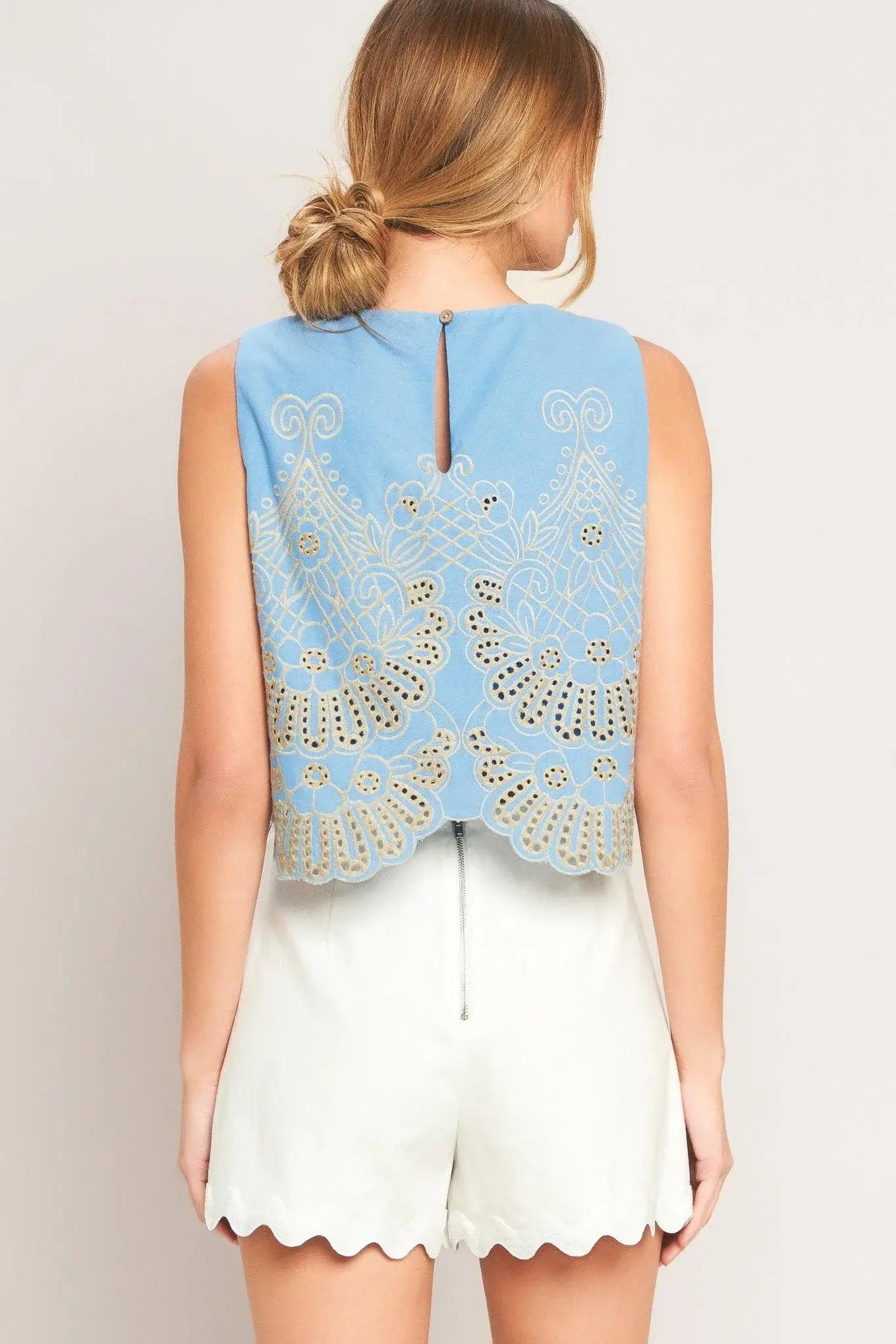 SKY BLOOM WOVEN EYELET TOP - Flying Tomato - Flyclothing LLC