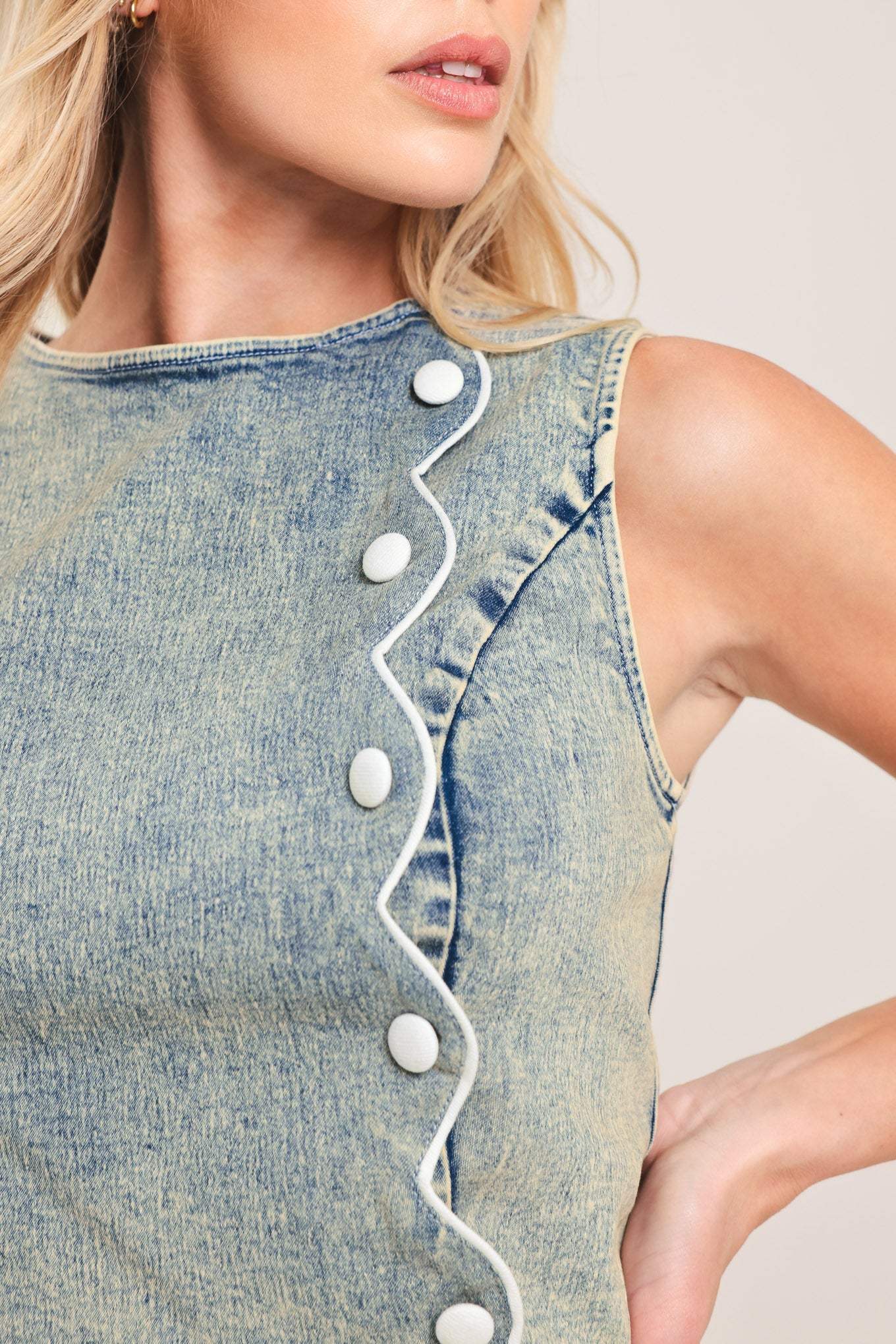 SWEET DETAIL DENIM CROP TOP - Flying Tomato - Flyclothing LLC