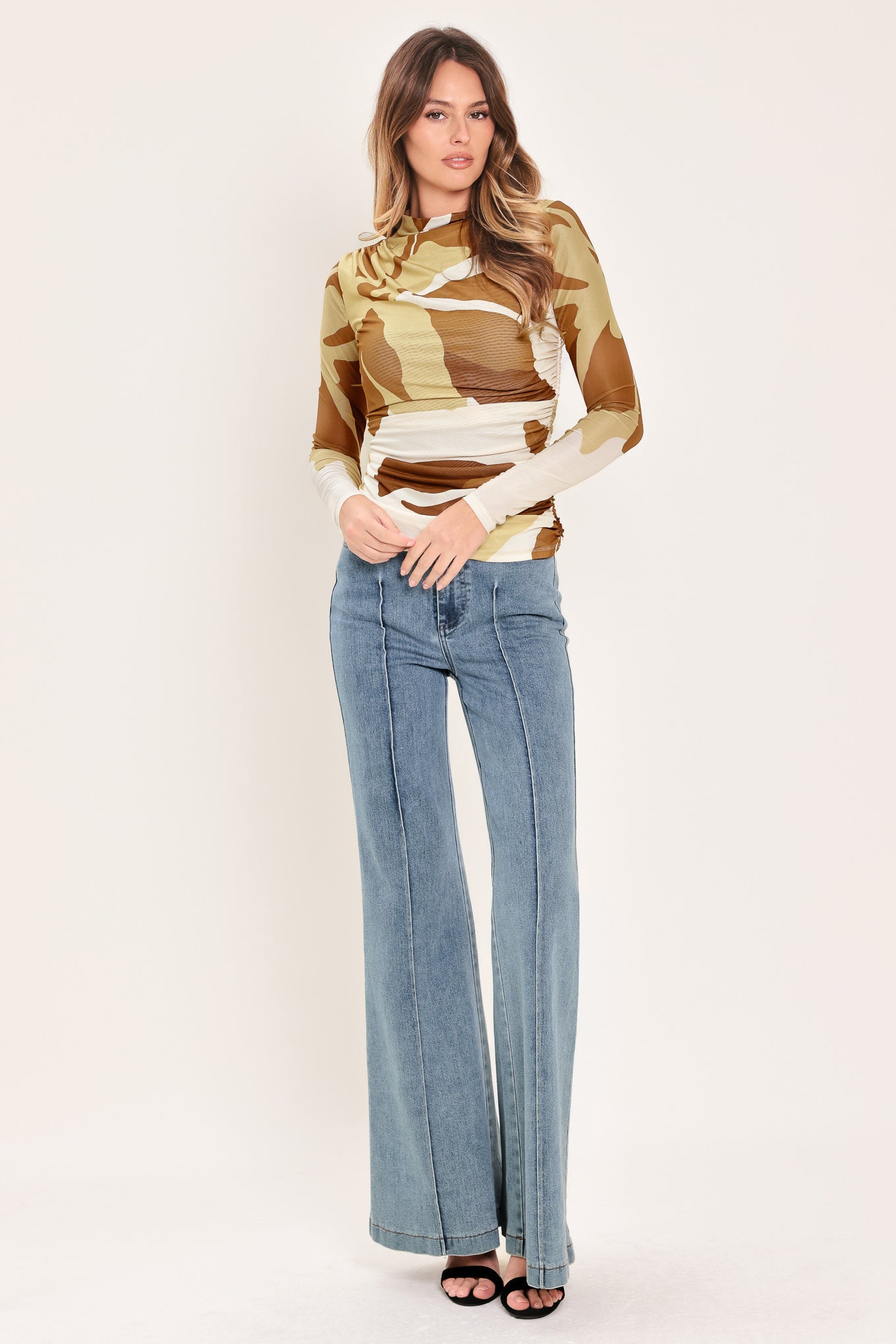 TOFFEE TROPICS WOVEN POWER MESH TOP