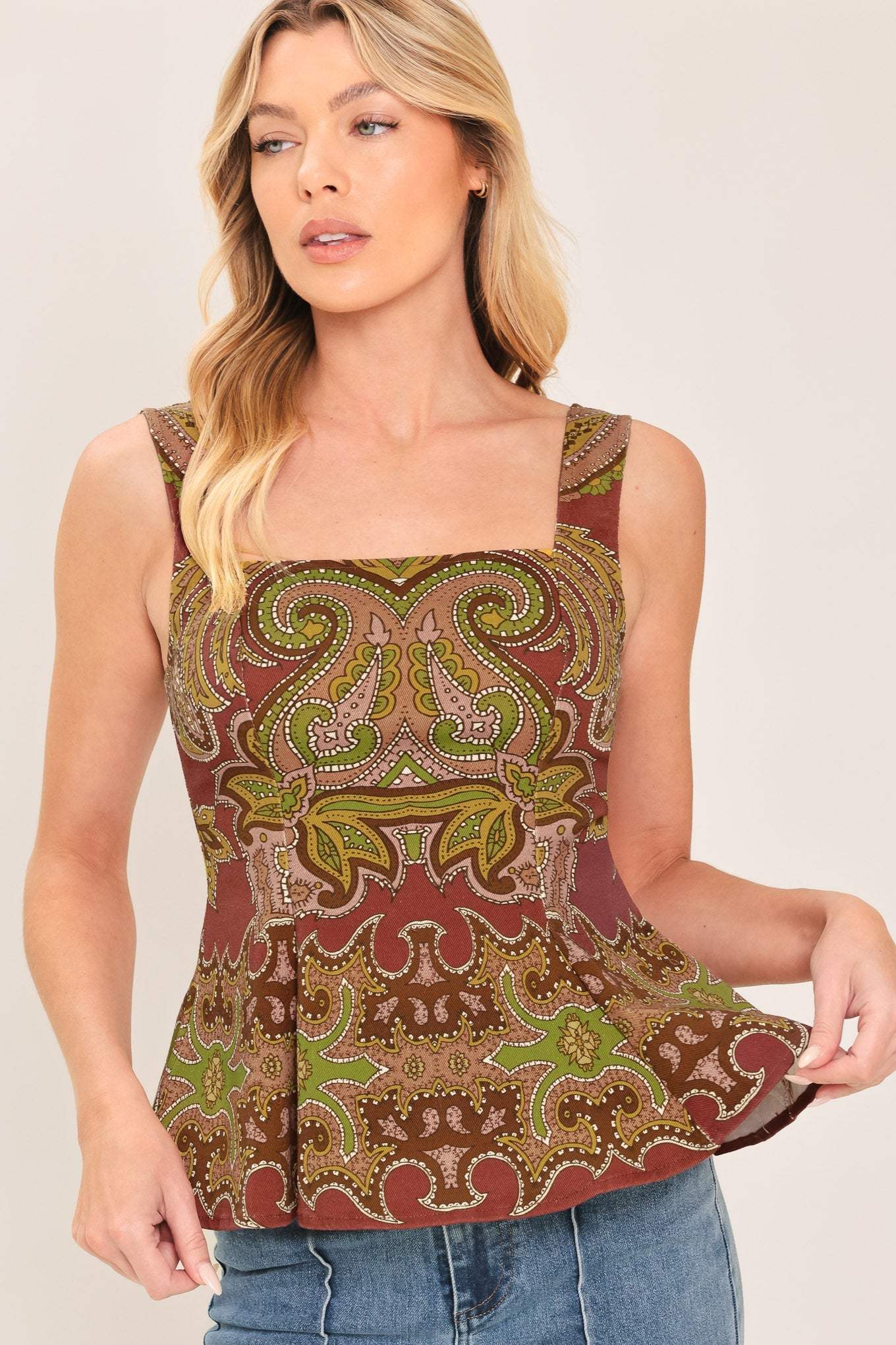 RUSTIC MEDALLION WOVEN TOP