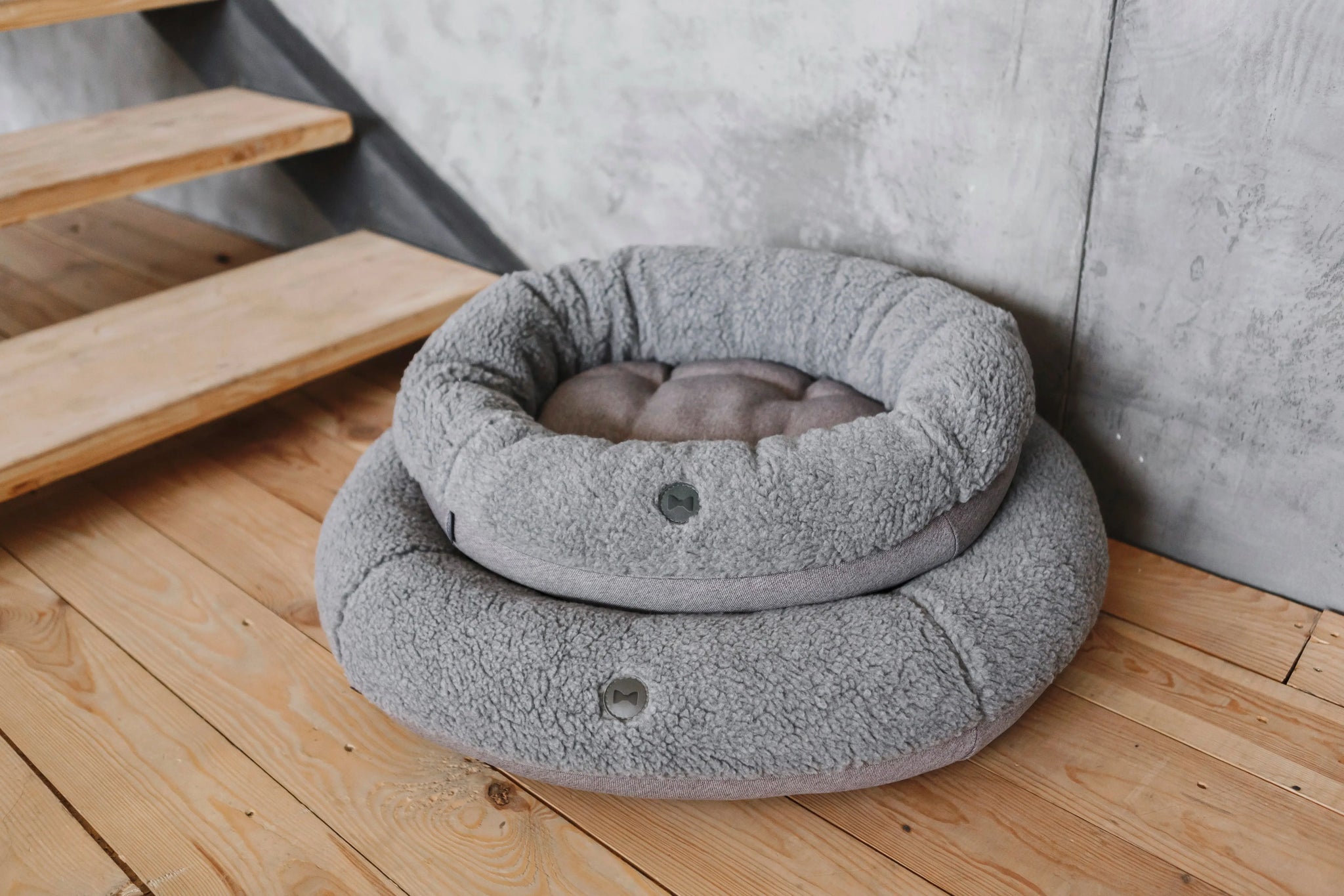 Chester & Lee | Furry Gray Donut Dog Bed - Chester & Lee - Flyclothing LLC