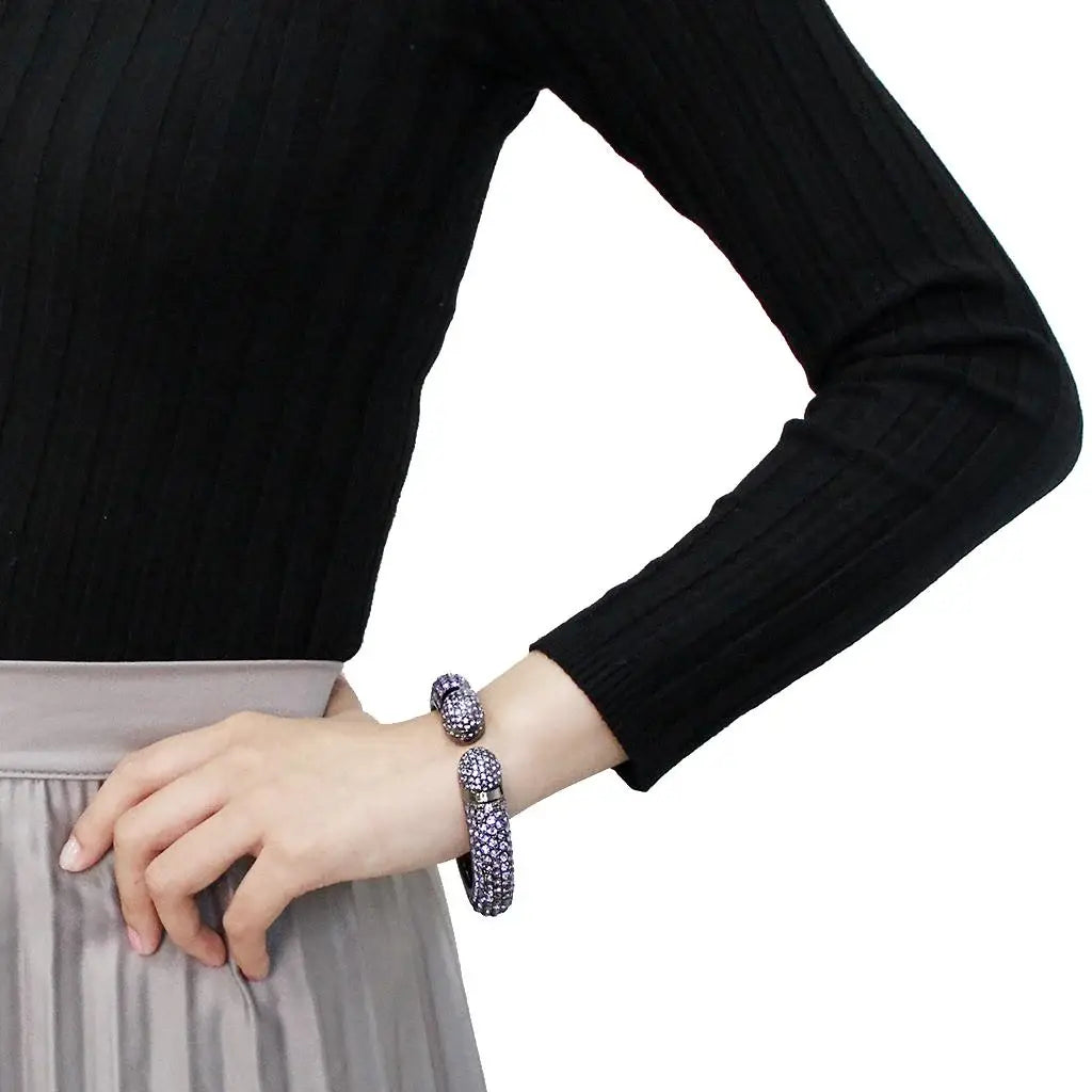 LO4312 - TIN Cobalt Black Brass Bangle with Top Grade Crystal in Tanzanite - Alamode - Flyclothing LLC