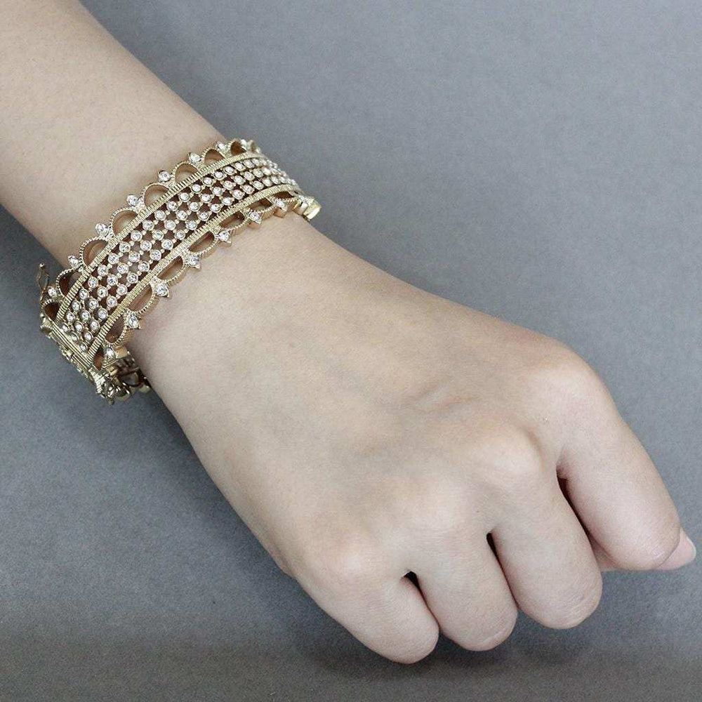 LO4345 - Gold Brass Bangle with Top Grade Crystal in Clear - Alamode - Flyclothing LLC