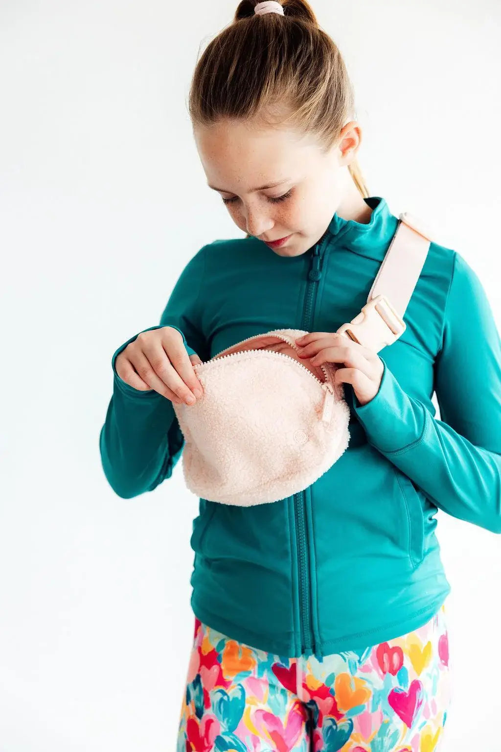 Light Pink Fleece Belt Bag - Mila & Rose ® - Flyclothing LLC
