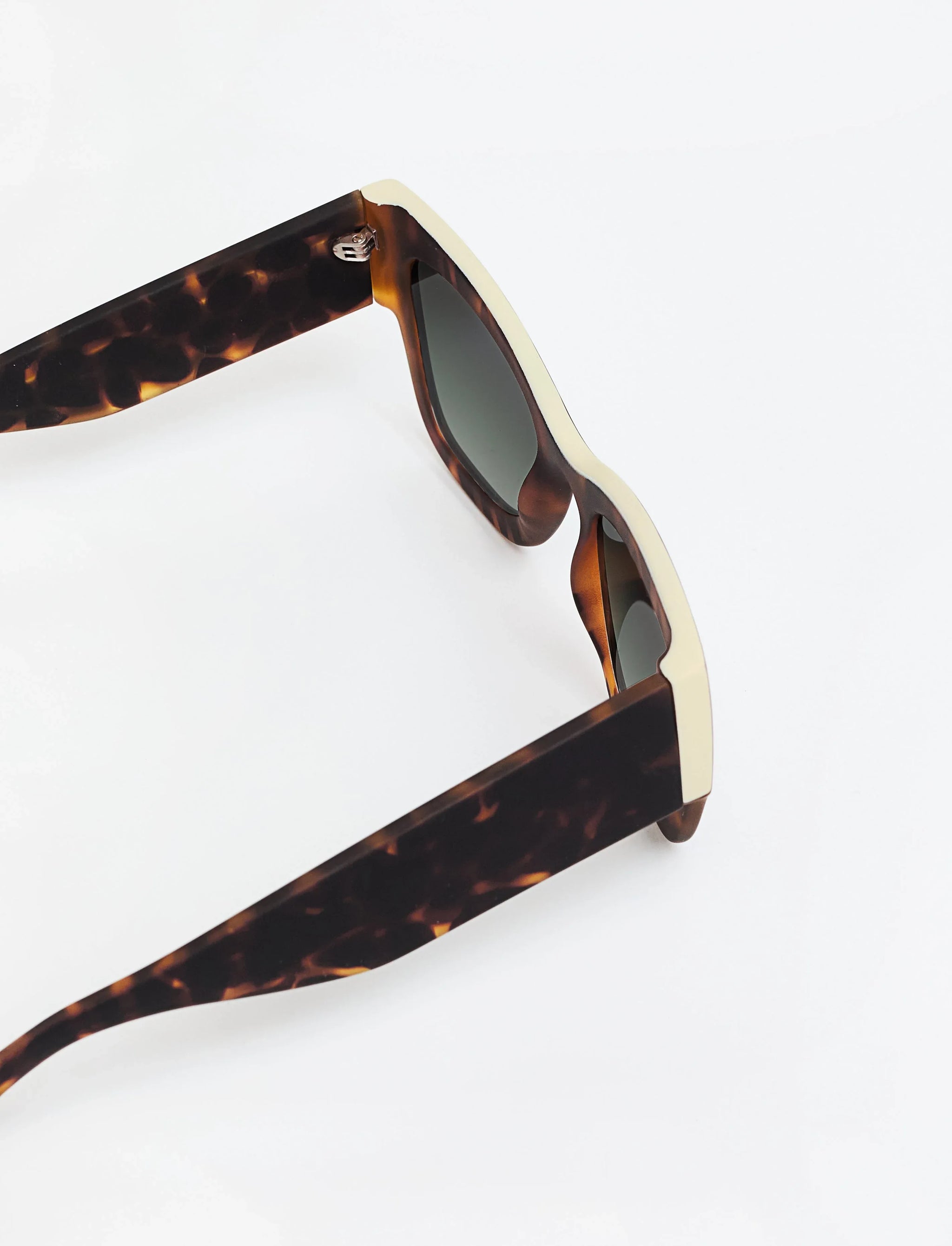 MAYFAIR - TIWI USA - Flyclothing LLC