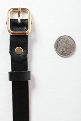 Versatile Skinny Leather Belt – Perfect for Any Outfit 💫