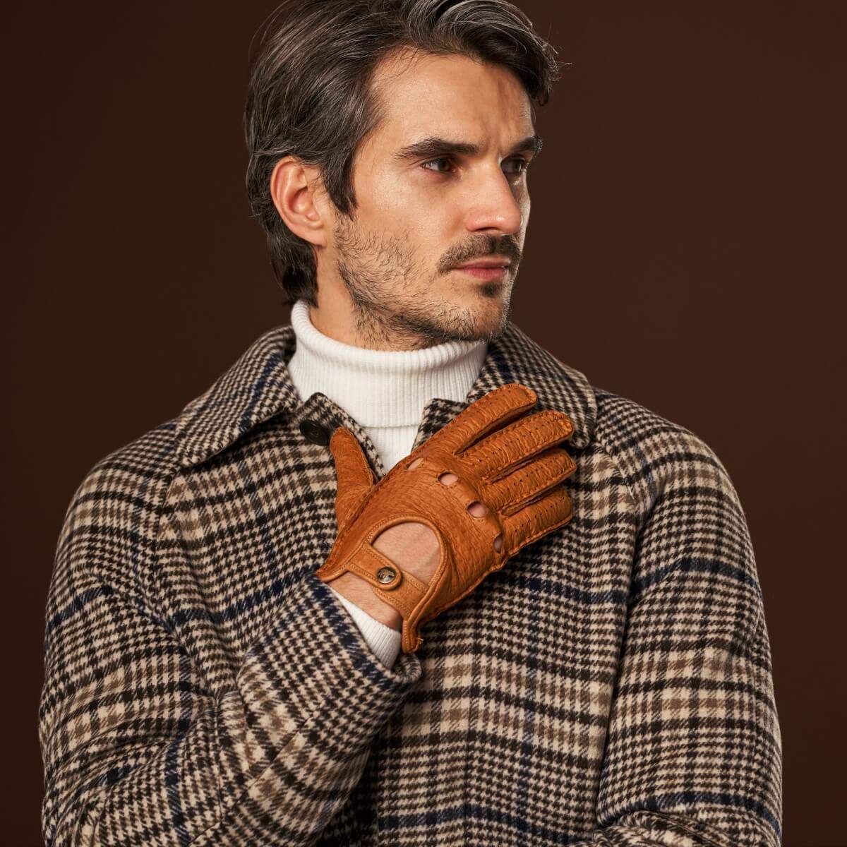 Marcello (brown) – Luxurious Italian peccary driving gloves - Leather Gloves Online - Flyclothing LLC