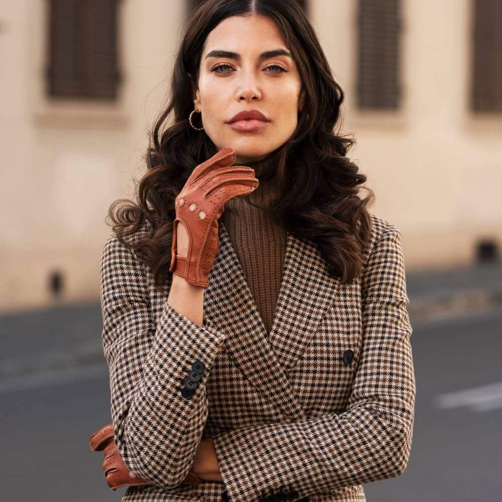 Maria (brown) - Italian driving gloves made of American deerskin leather