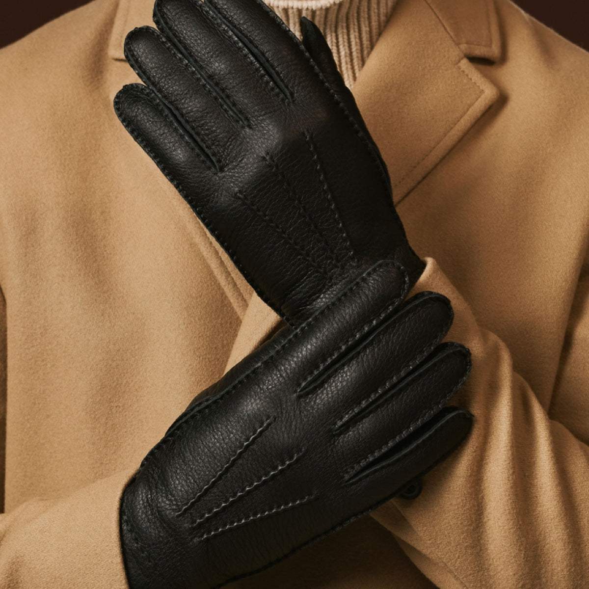 Matteo (black) - Italian gloves made of American deerskin leather with cashmere lining