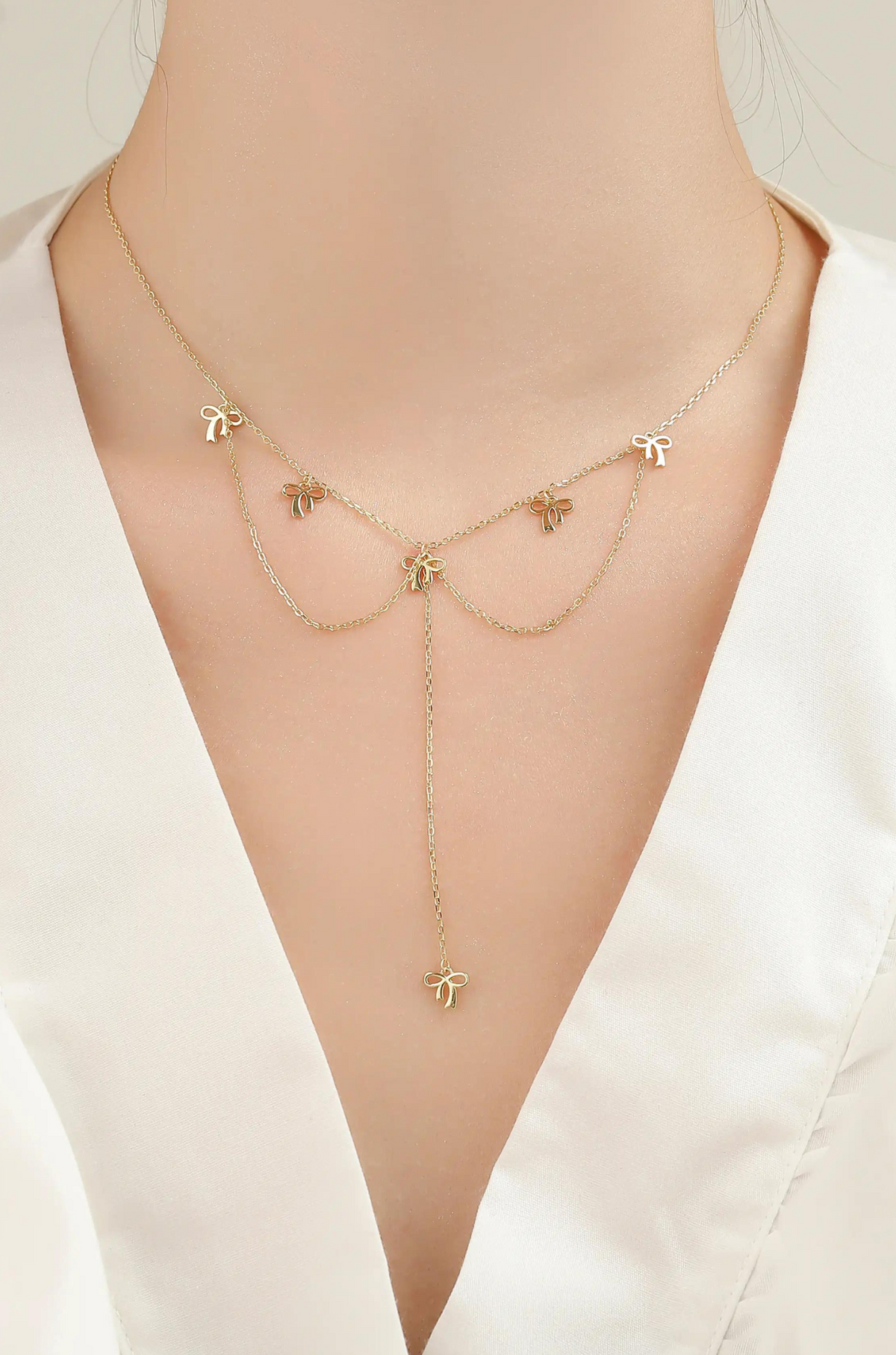 Silver Bow Necklace